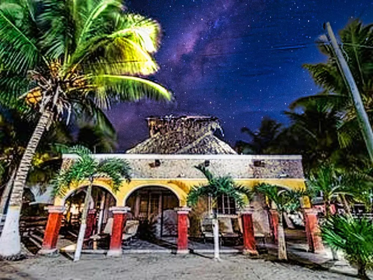 Hacienda Antigua Villa, 50m from sandy Beach Hacienda Antigua Villa, 50m from sandy Beach