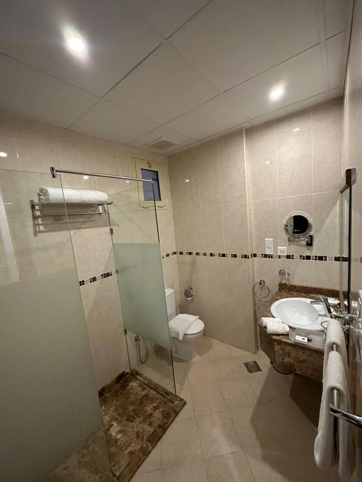 Shower in Al Joud Hotel Makkah