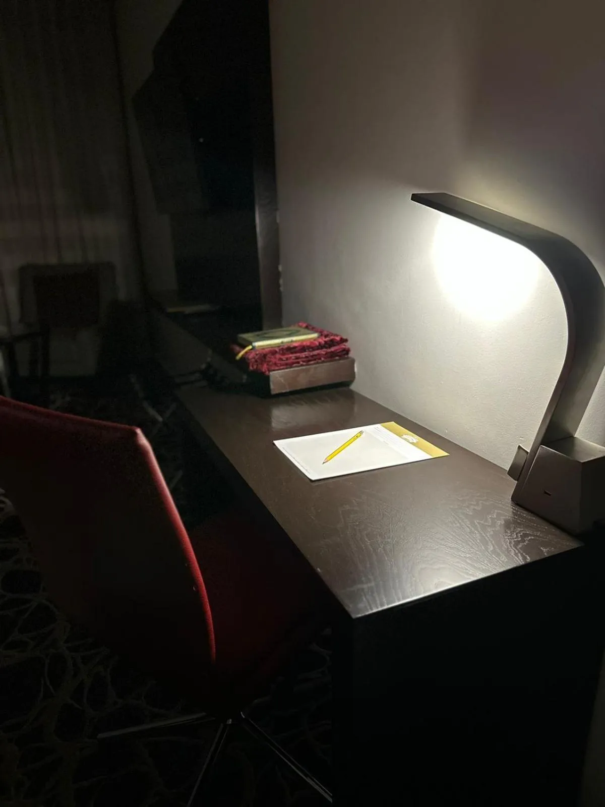 hair dresser in Al Joud Hotel Makkah