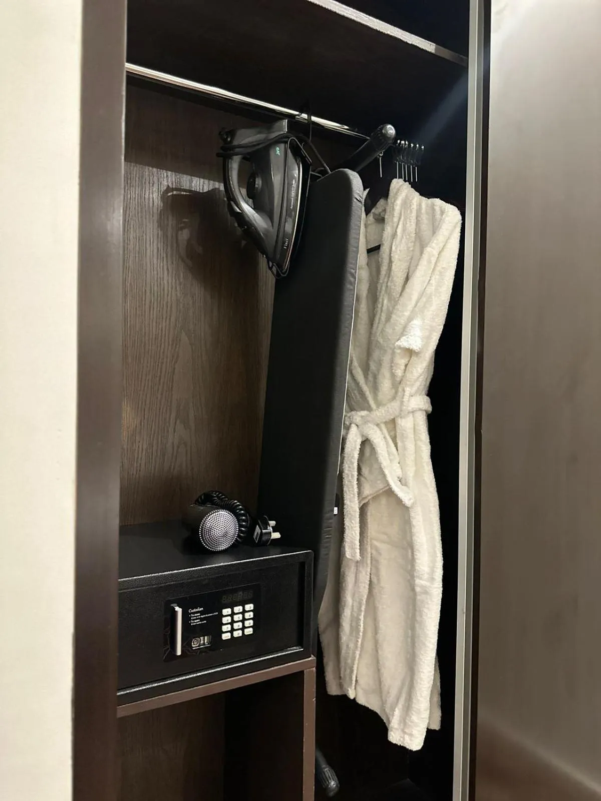 safe in Al Joud Hotel Makkah