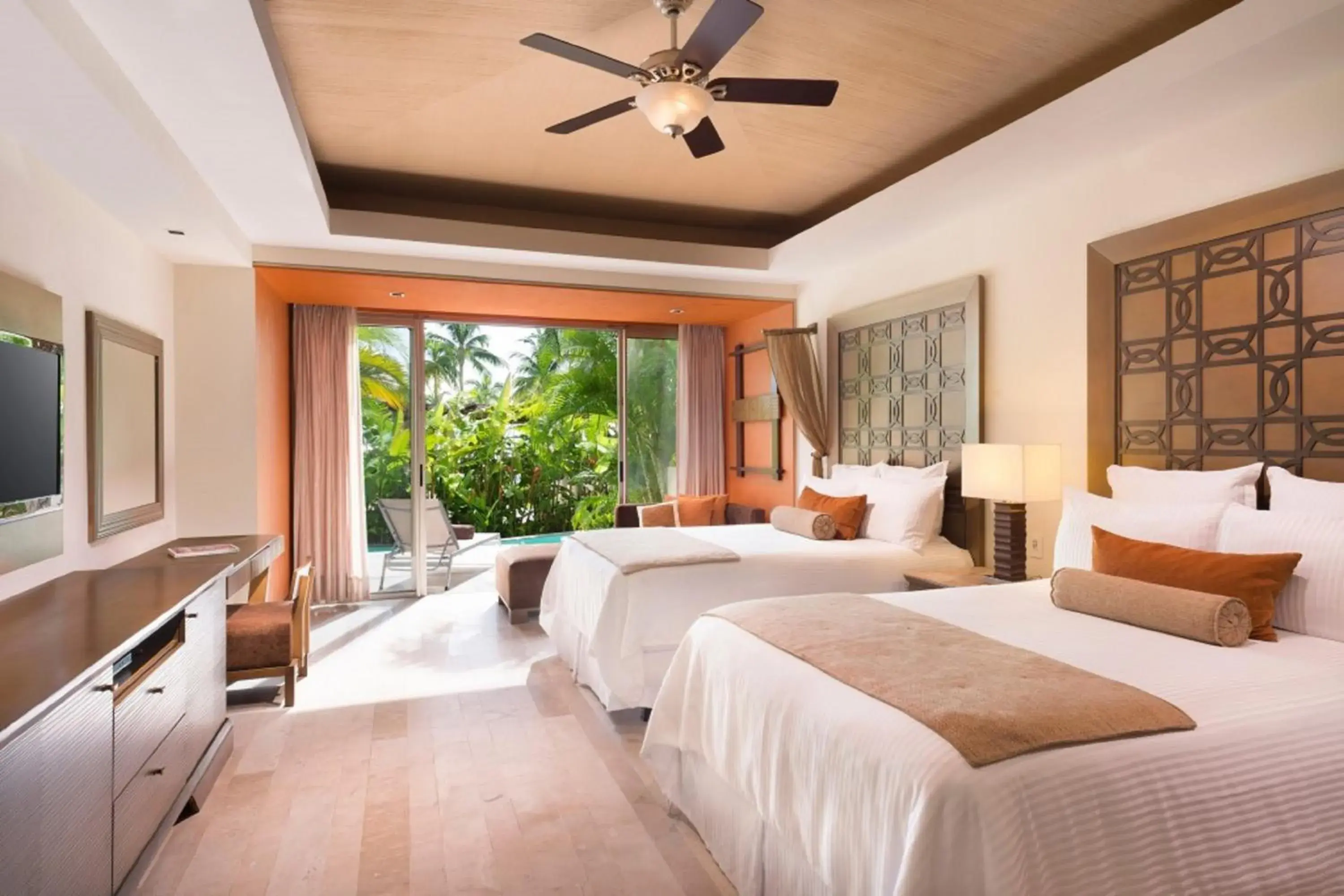 Bed in Dreams Vallarta Bay Resorts & Spa - All Inclusive Bed in Dreams Vallarta Bay Resorts & Spa - All Inclusive