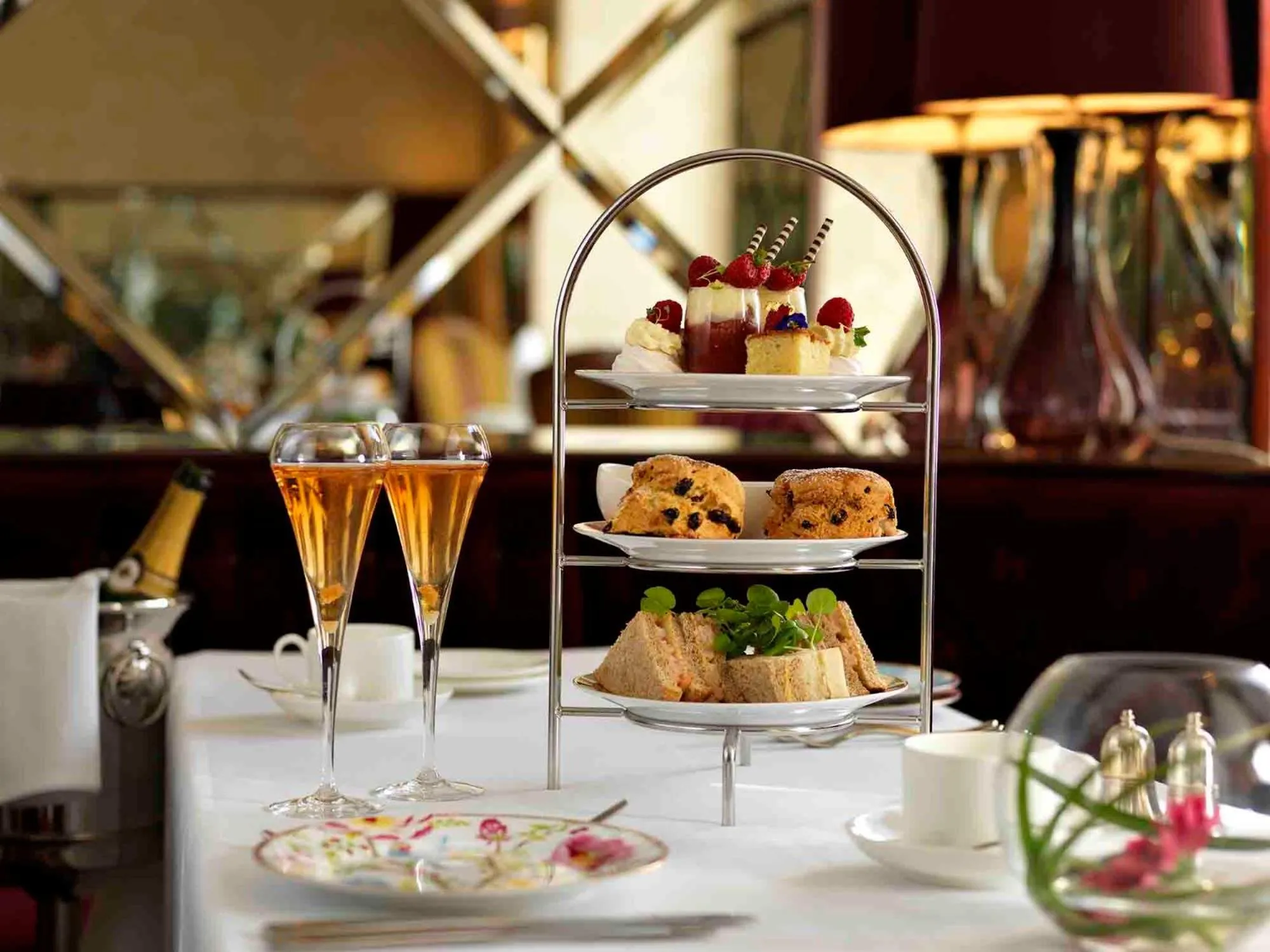 Restaurant/places to eat in Wentbridge House Hotel