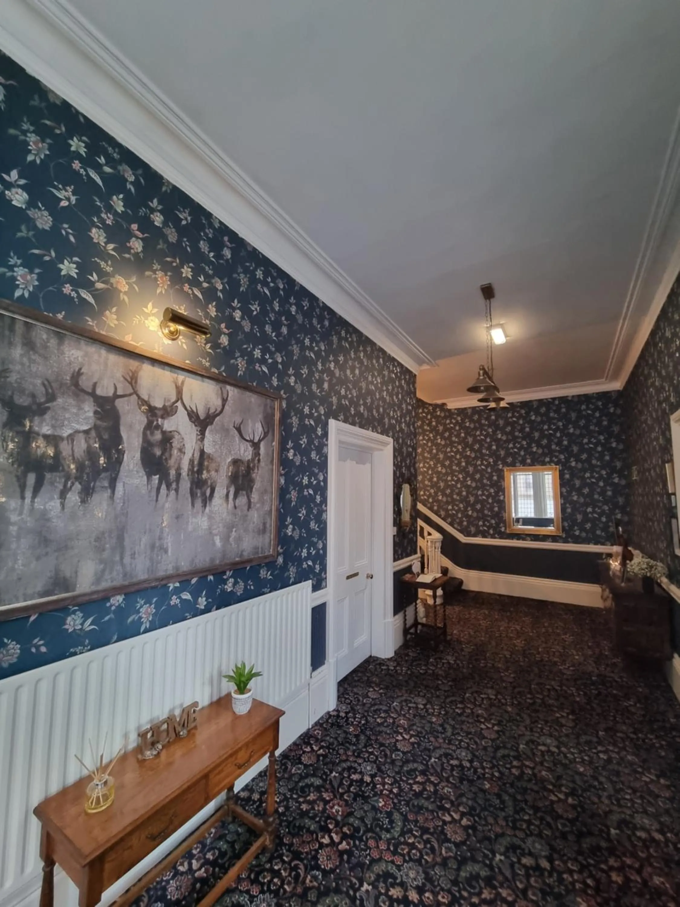 Property building, Bed in The Cavendish