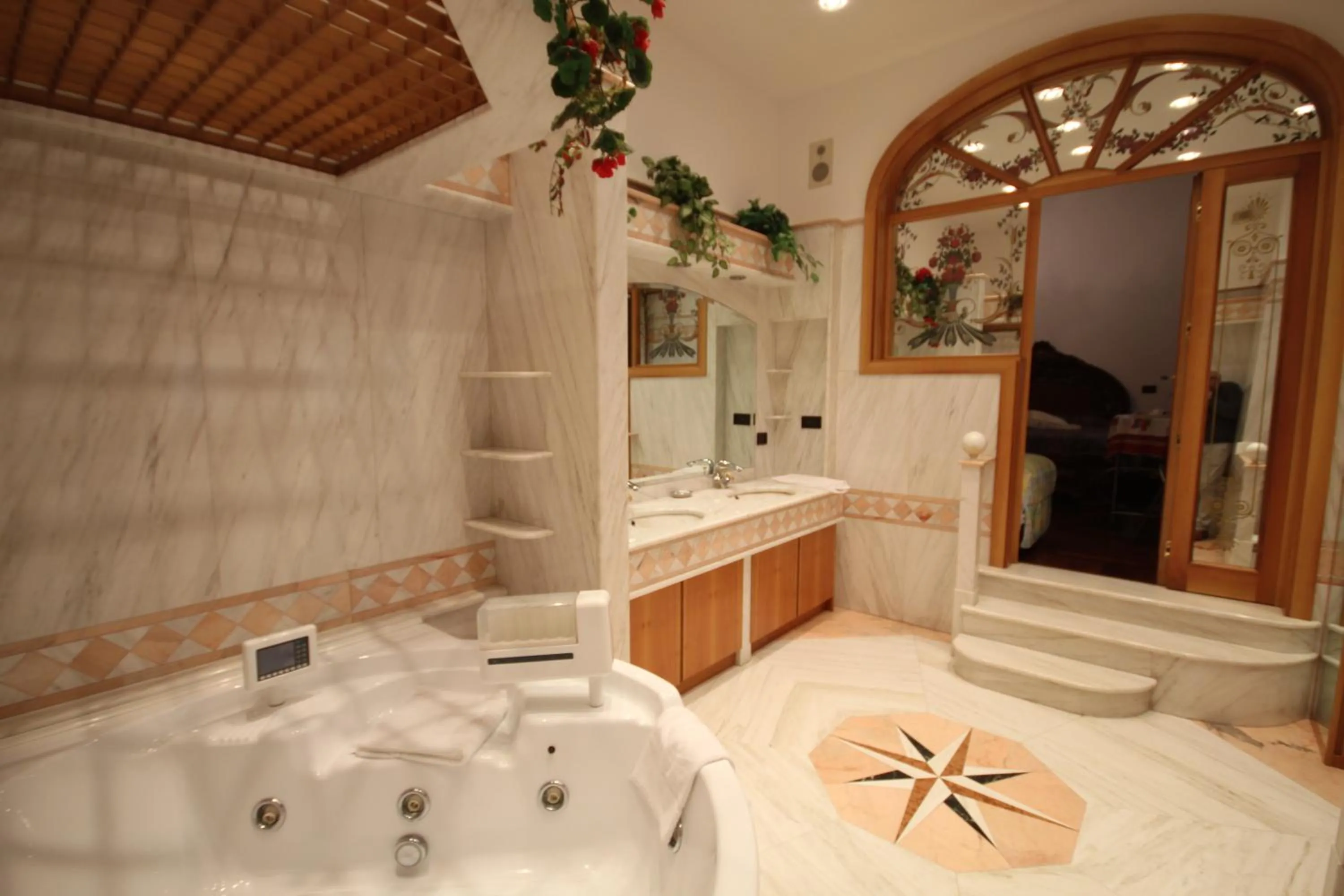 Hot Tub in B&B Family First