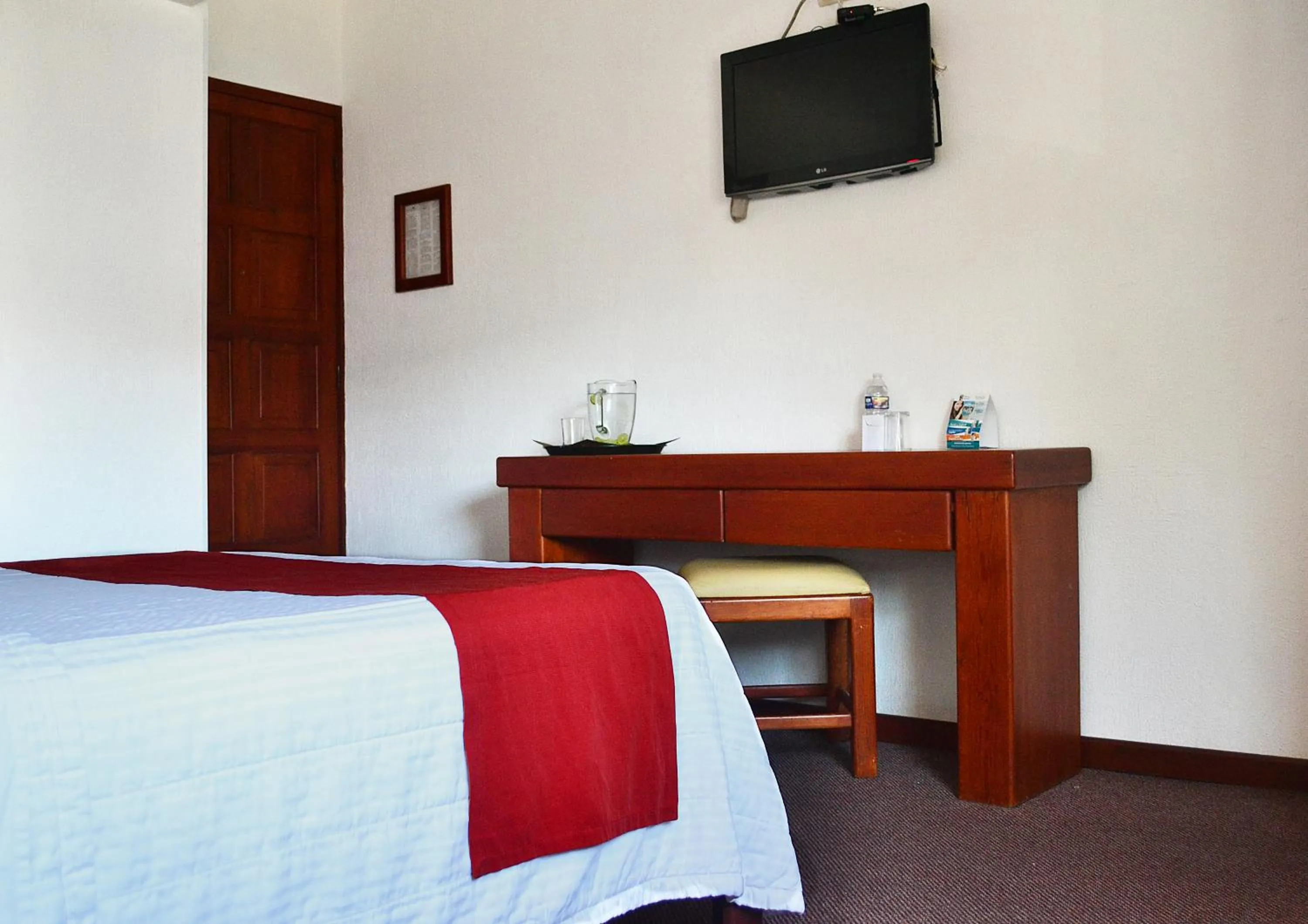 Bedroom, Bed in Hotel Campestre Inn