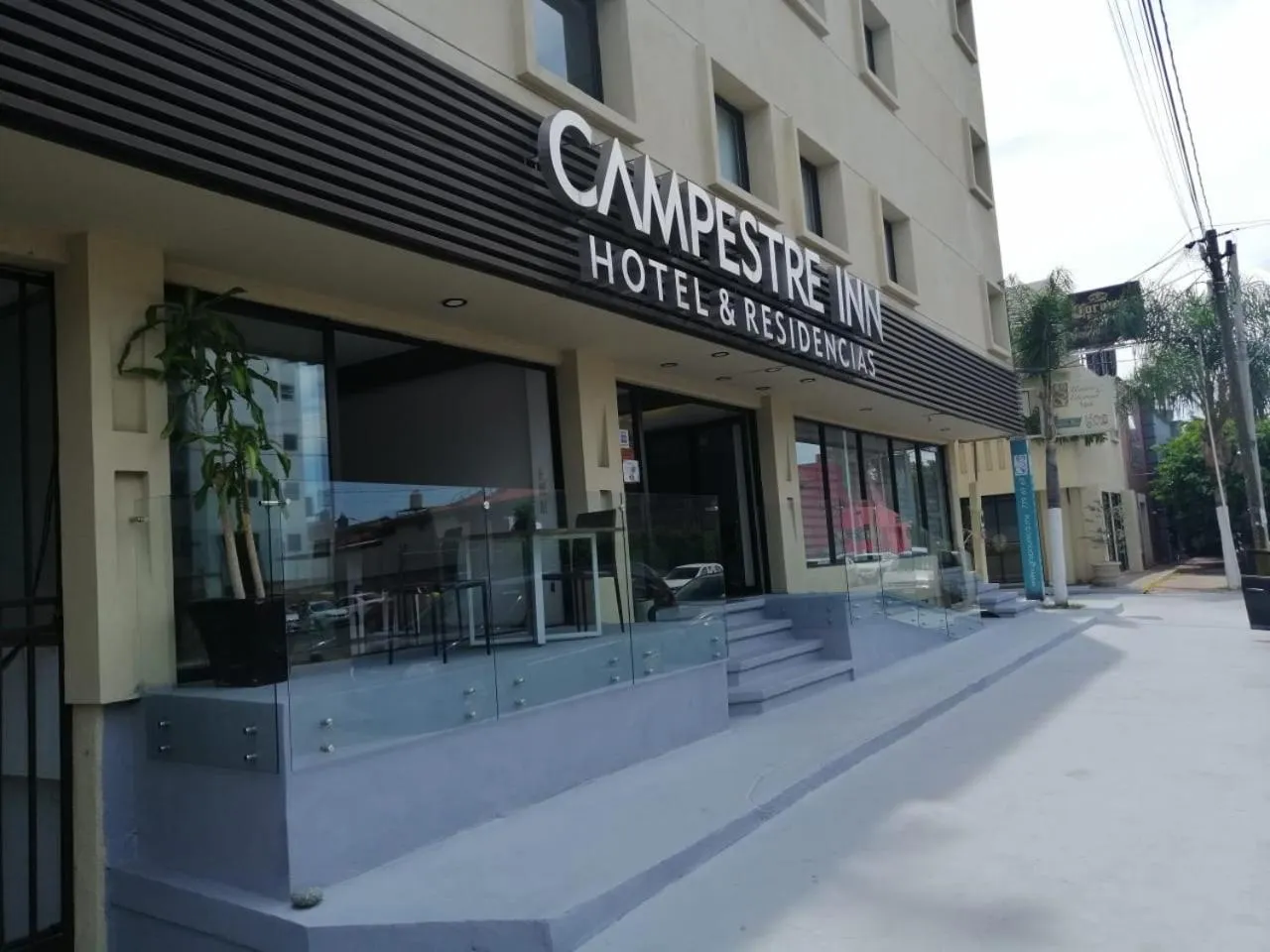 Restaurant/places to eat in Hotel Campestre Inn