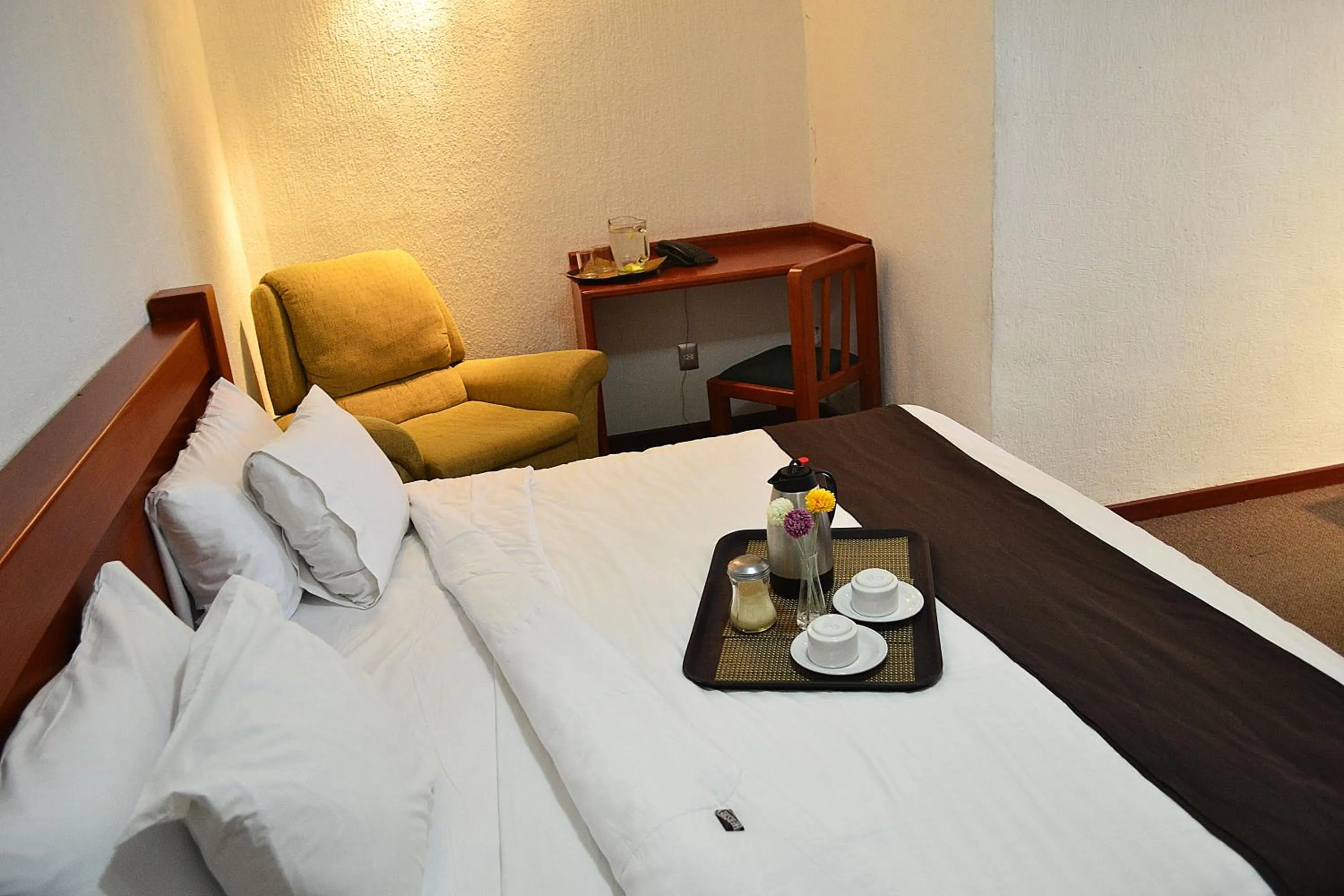 Bedroom, Bed in Hotel Campestre Inn