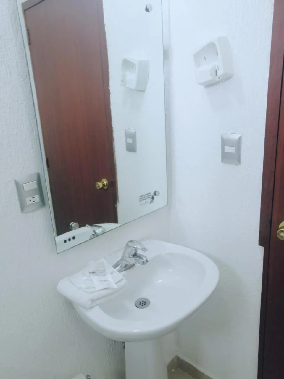 Bathroom in Hotel Campestre Inn