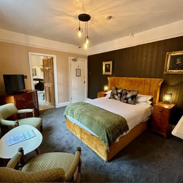 Bed in The Old Registry guest house