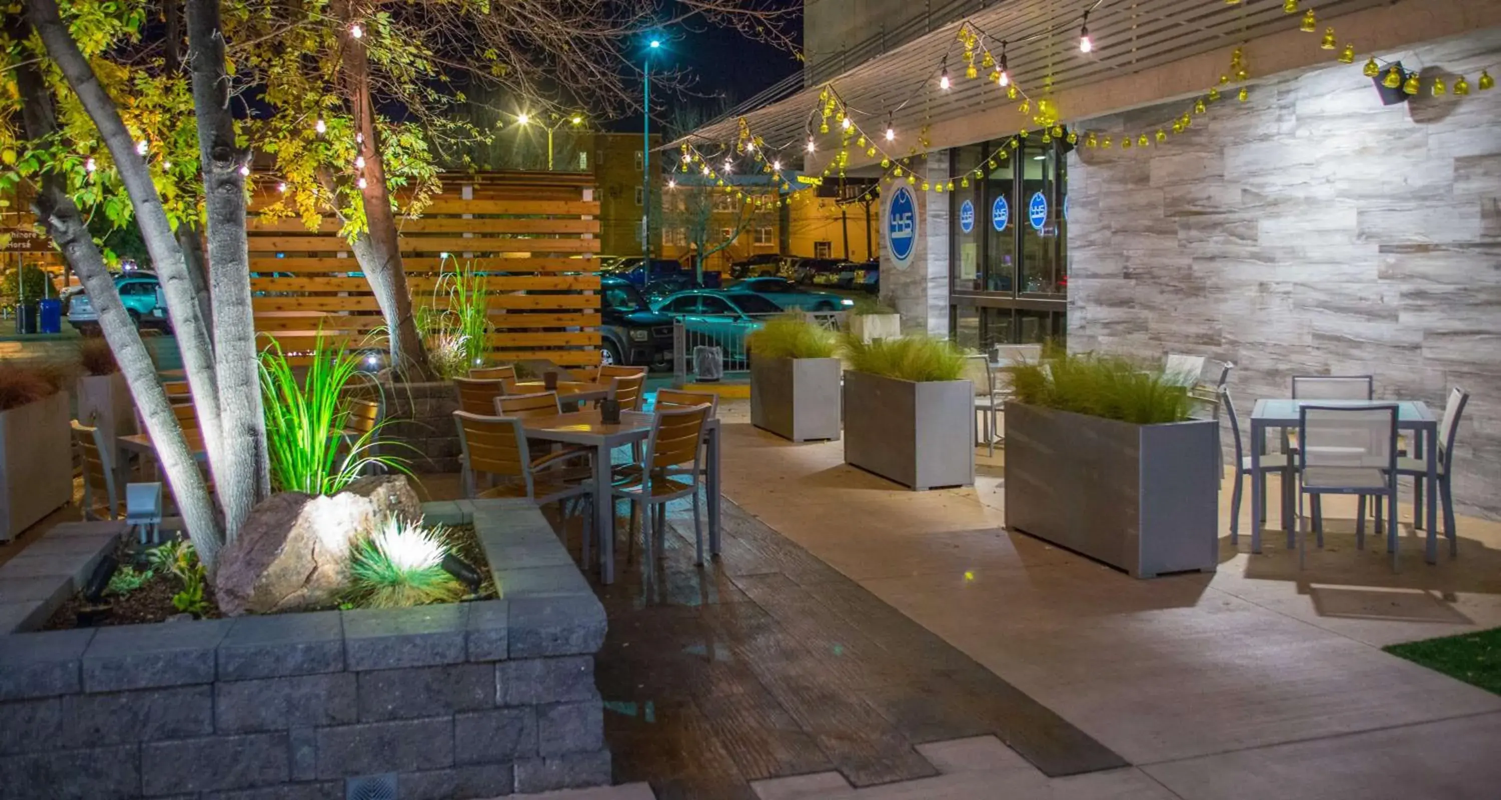 Lounge or bar in The Rushmore Hotel & Suites; BW Premier Collection Lounge or bar in The Rushmore Hotel & Suites; BW Premier Collection