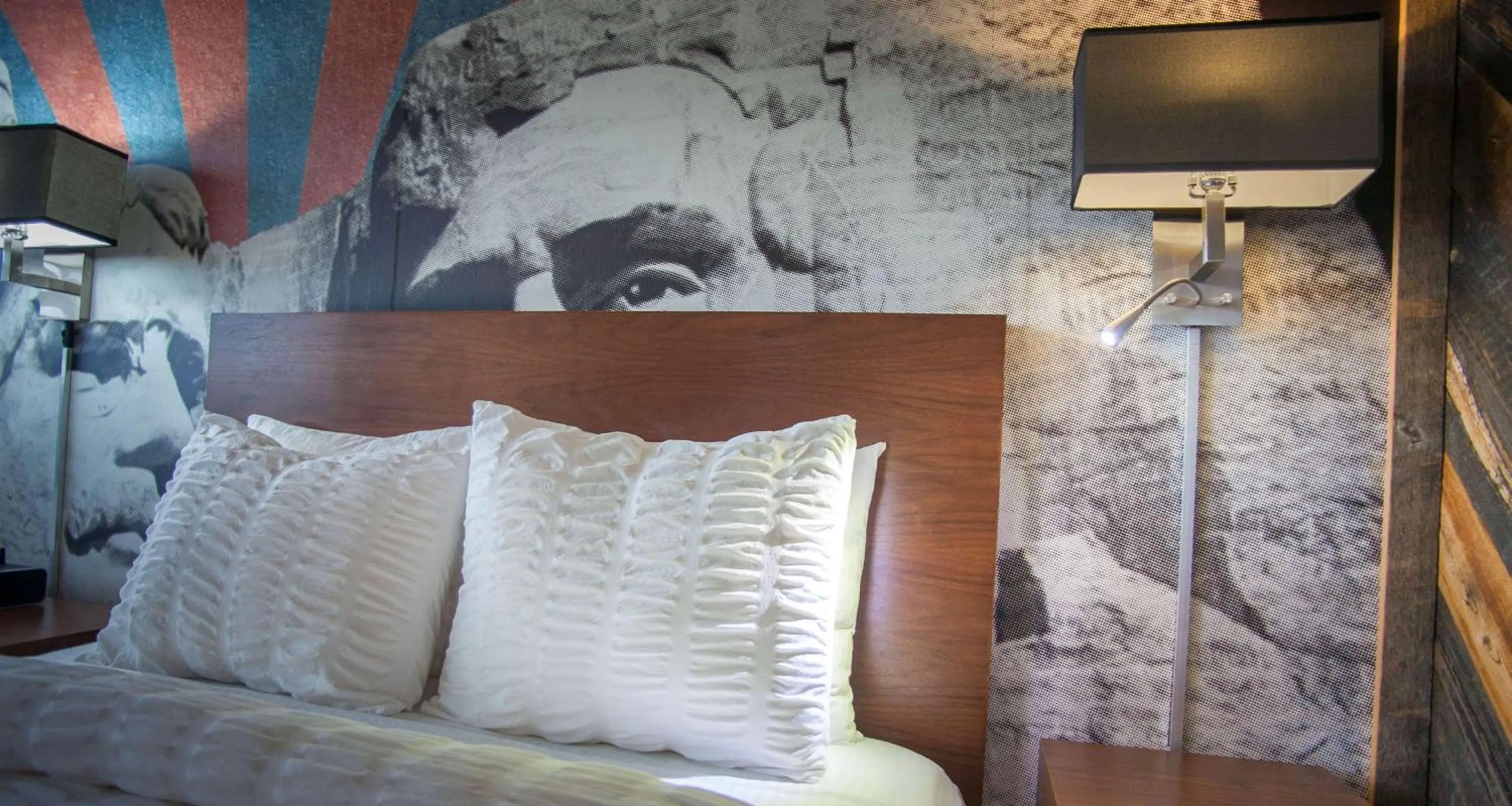 Photo of the whole room, Bed in The Rushmore Hotel & Suites; BW Premier Collection