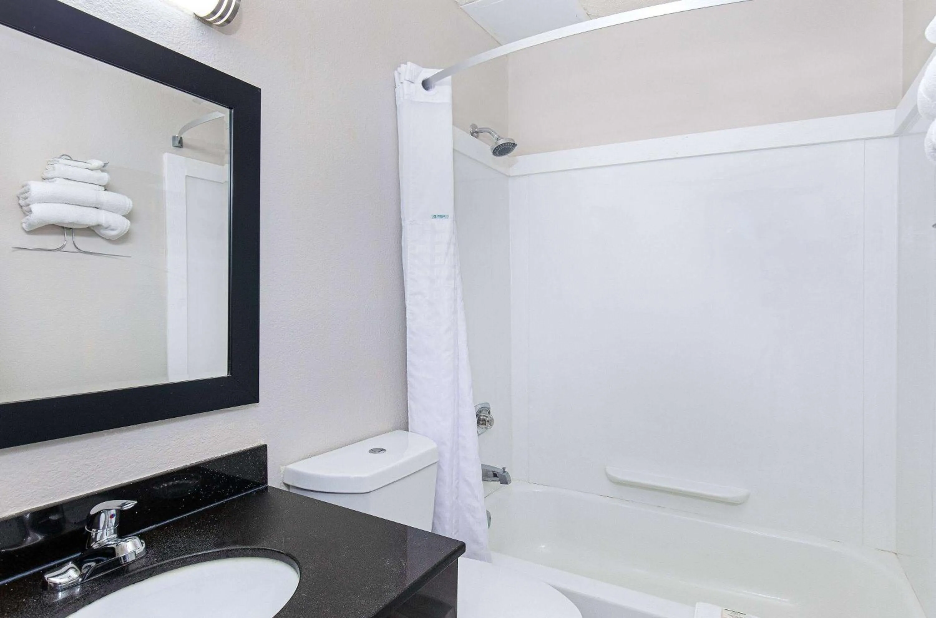 TV and multimedia in Super 8 by Wyndham Johnson City