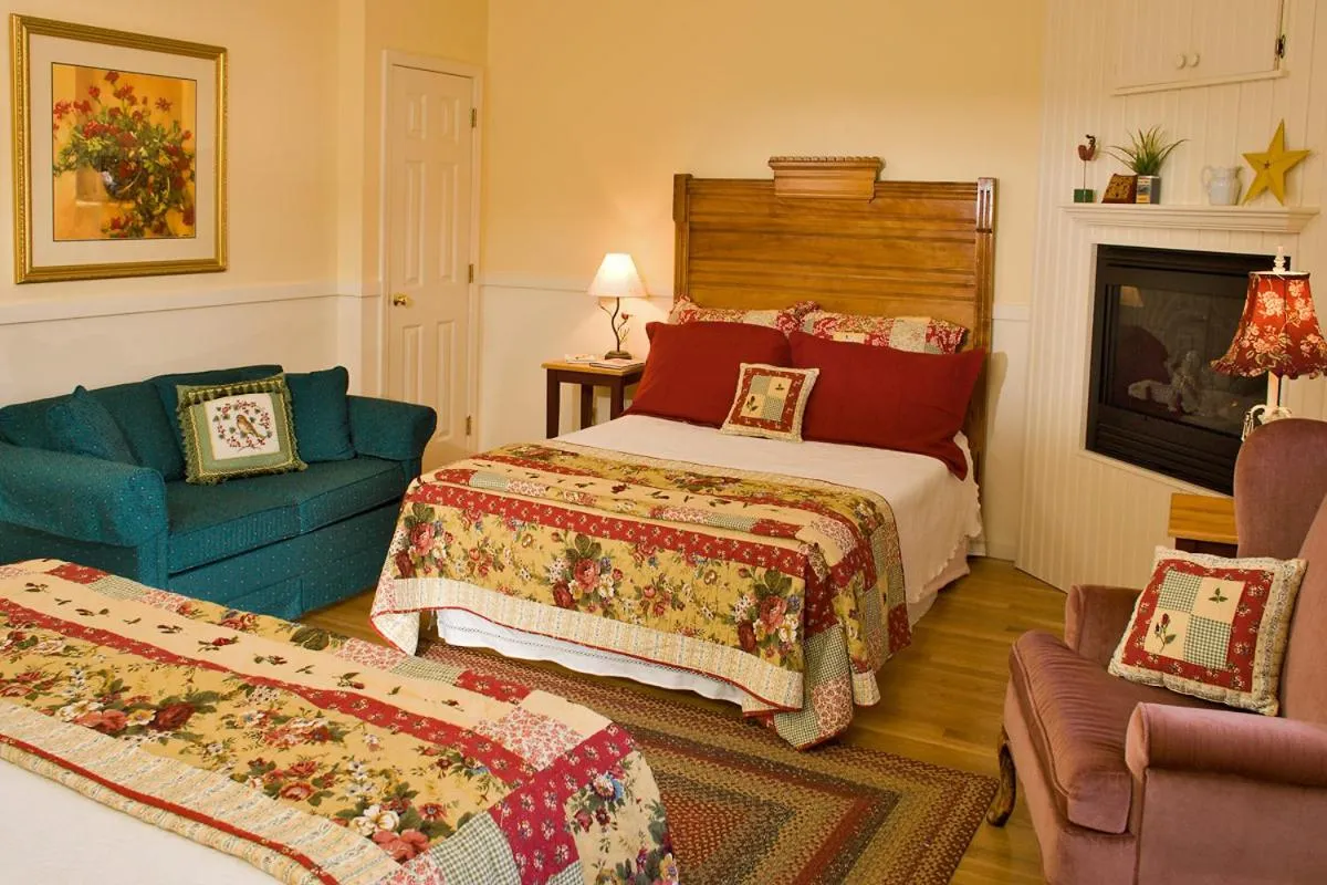 Bedroom, Bed in Inn at Jackson