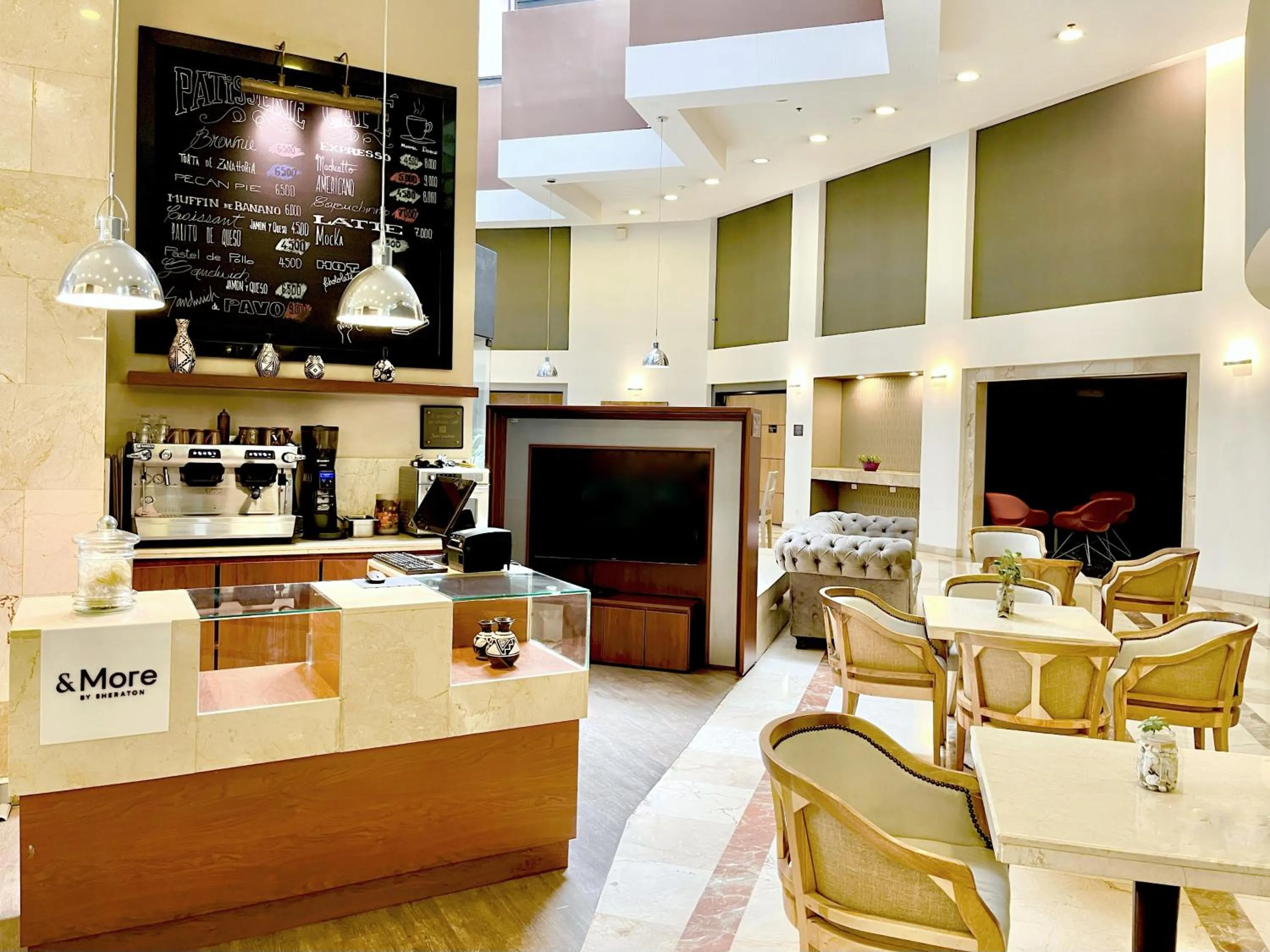 Restaurant/places to eat in Sheraton Bogotá Hotel