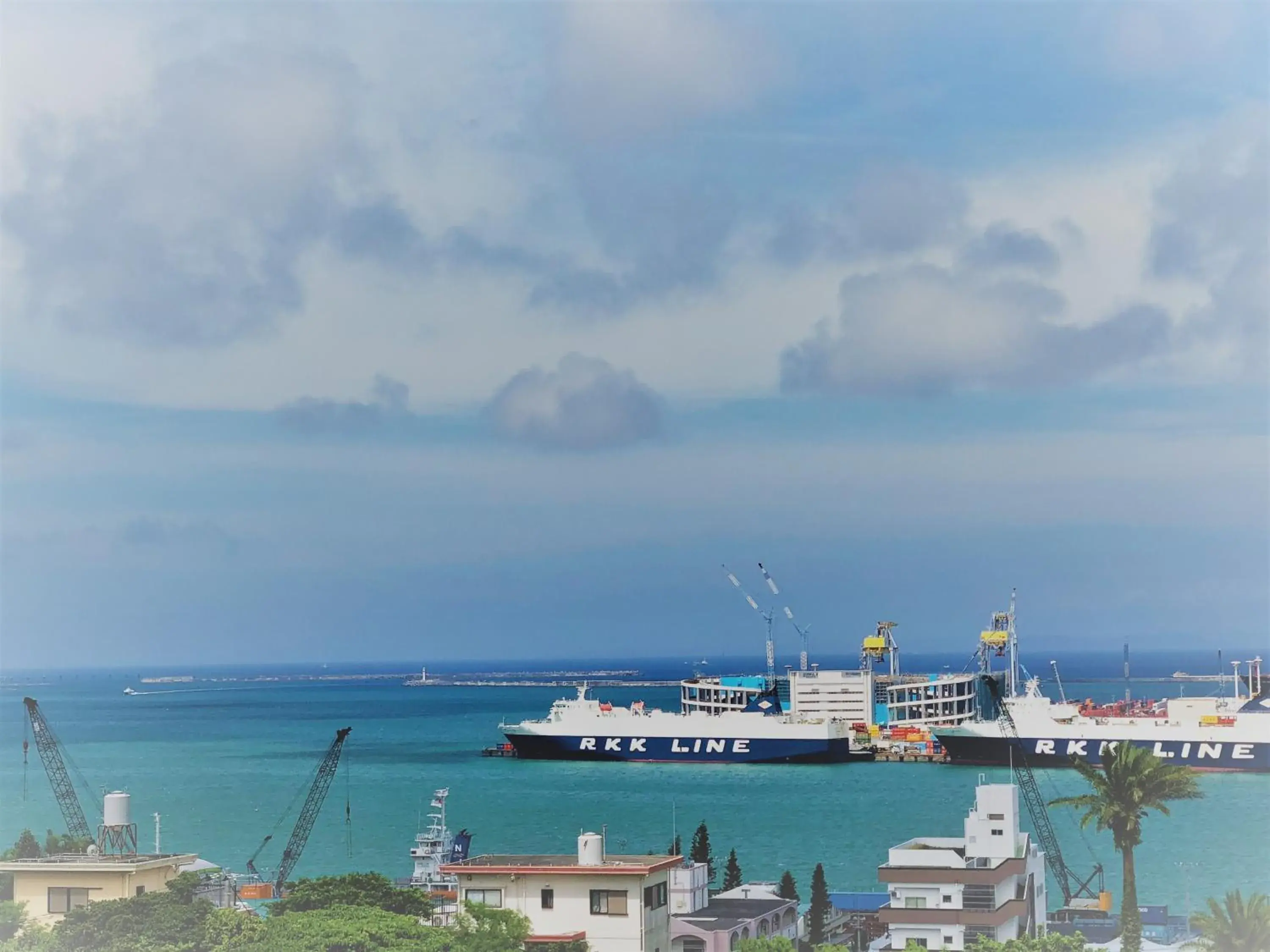 Sea view in Sunset Hills Inn Naha Sea view in Sunset Hills Inn Naha