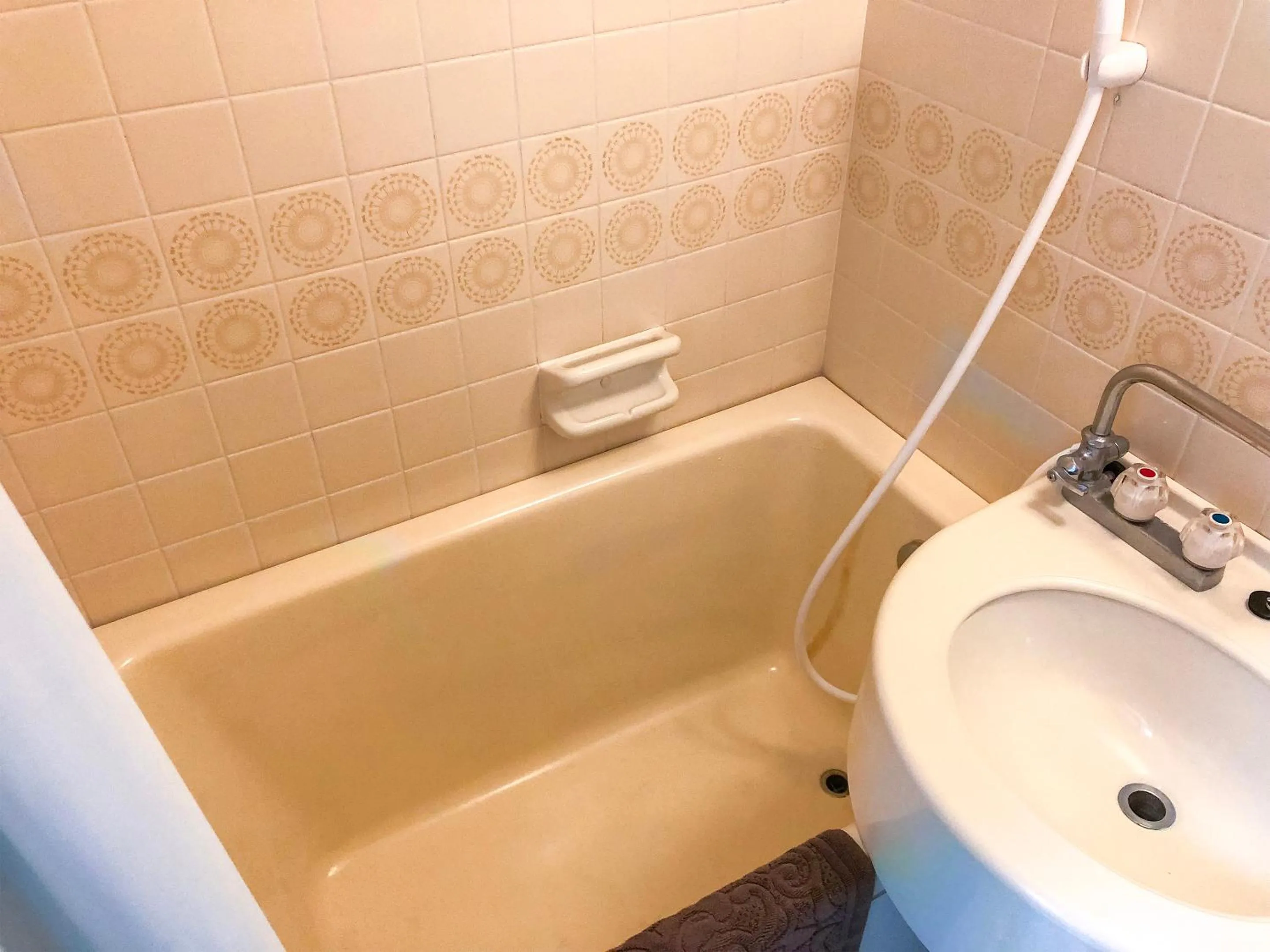 Bathroom in Sunset Hills Inn Naha