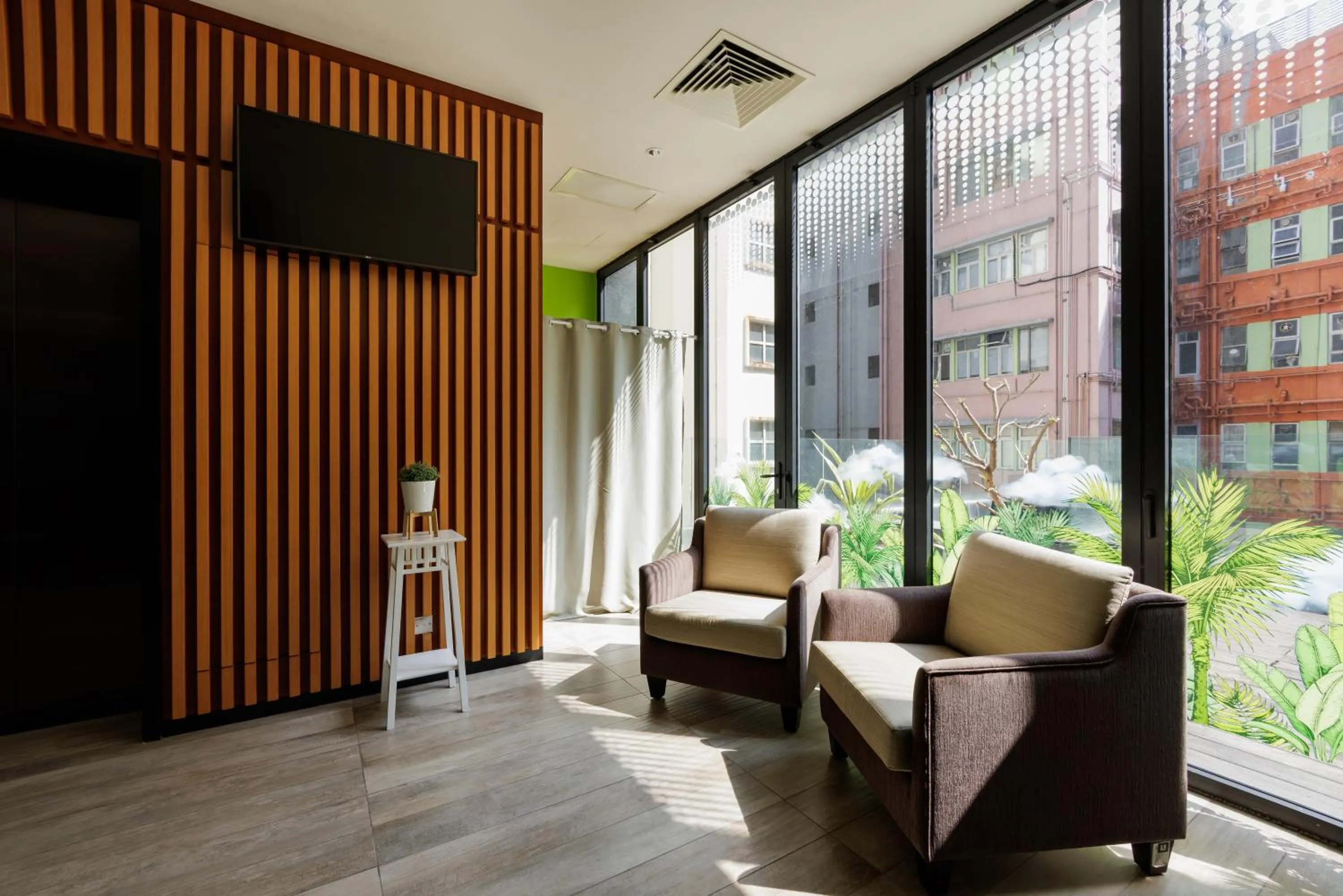 Communal lounge/ TV room in The BEACON