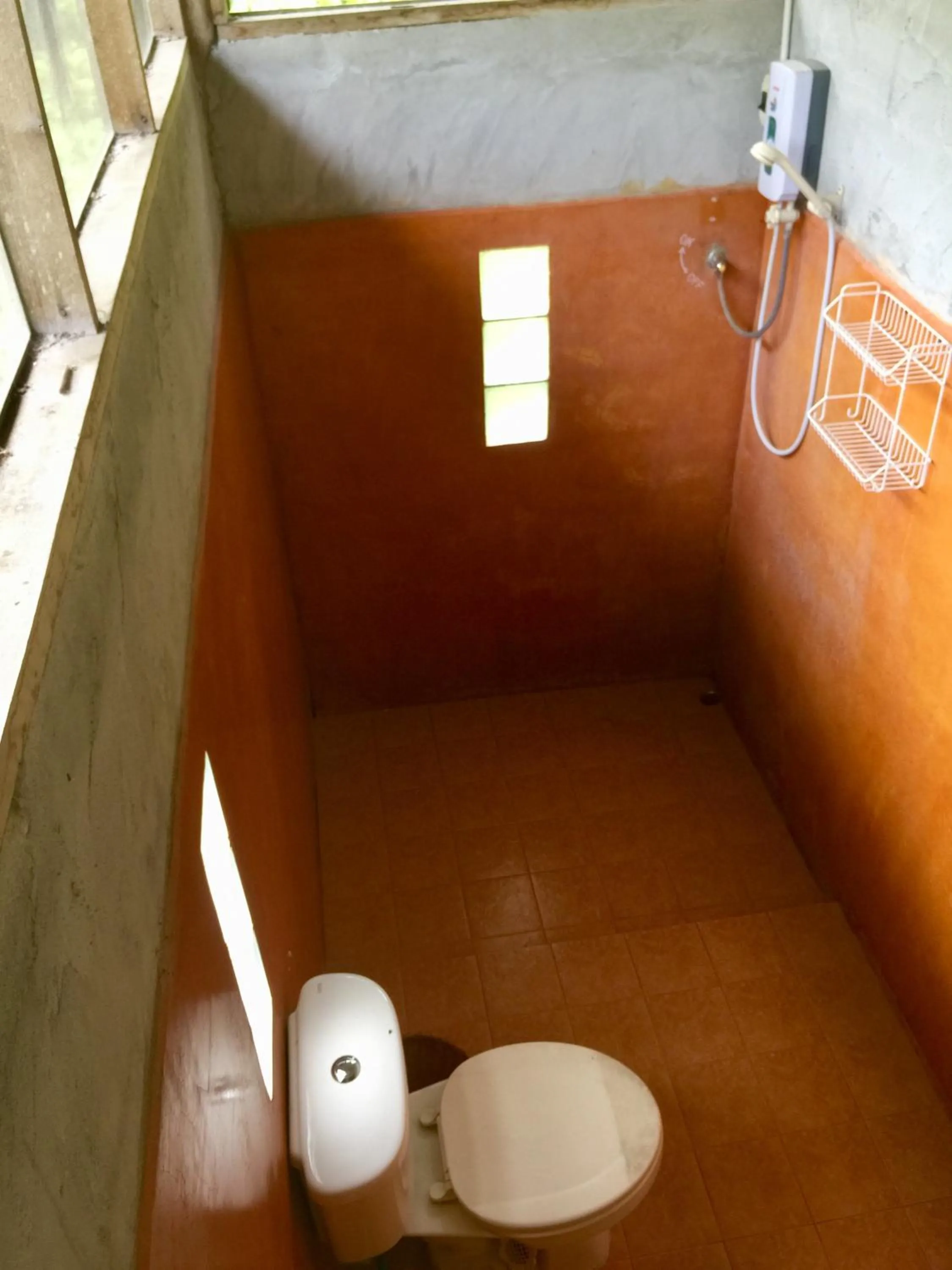 Shower in Bueng Pai Farm บึงปายฟาร์ม