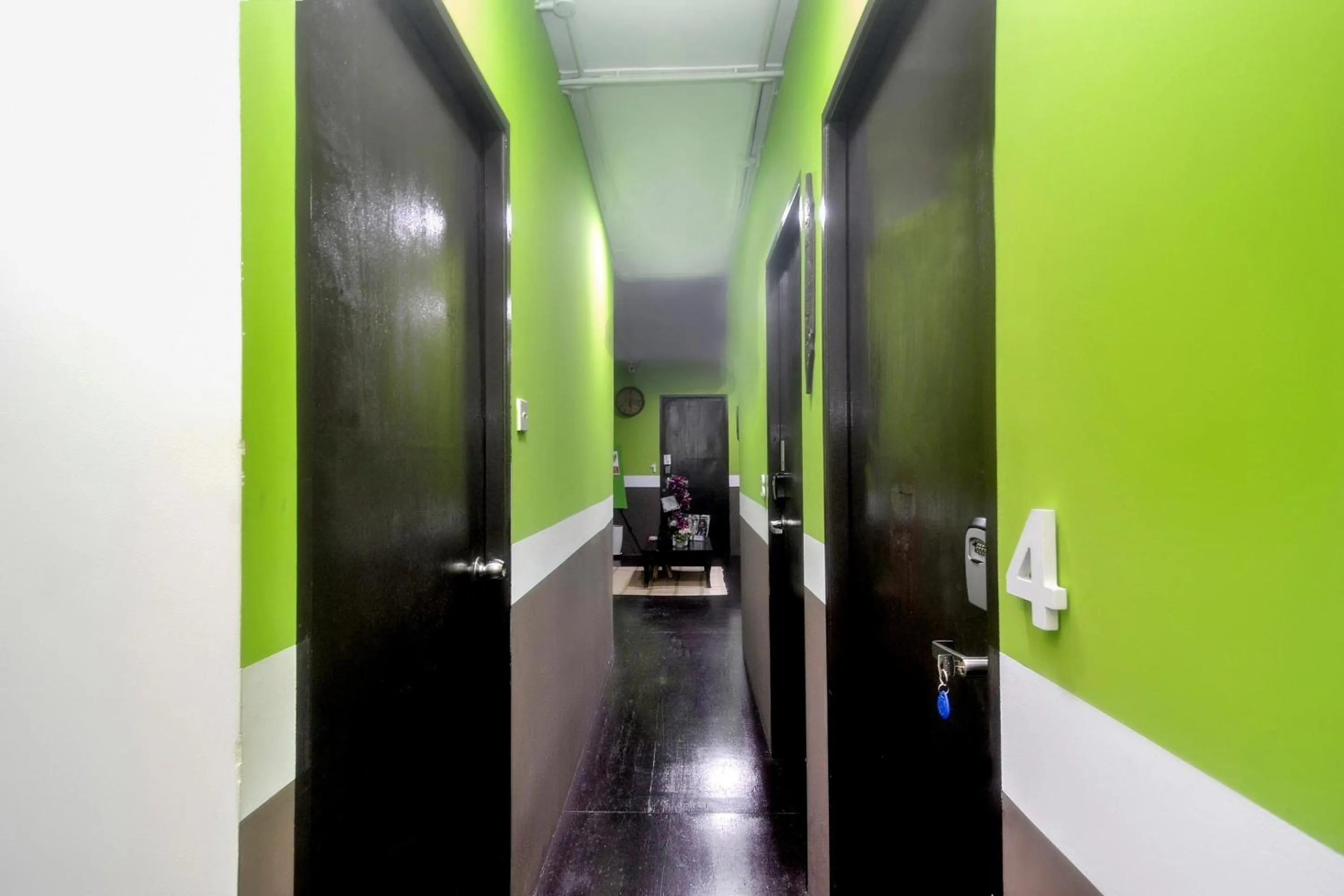 Lobby or reception in Hotel O Tropical Lodge