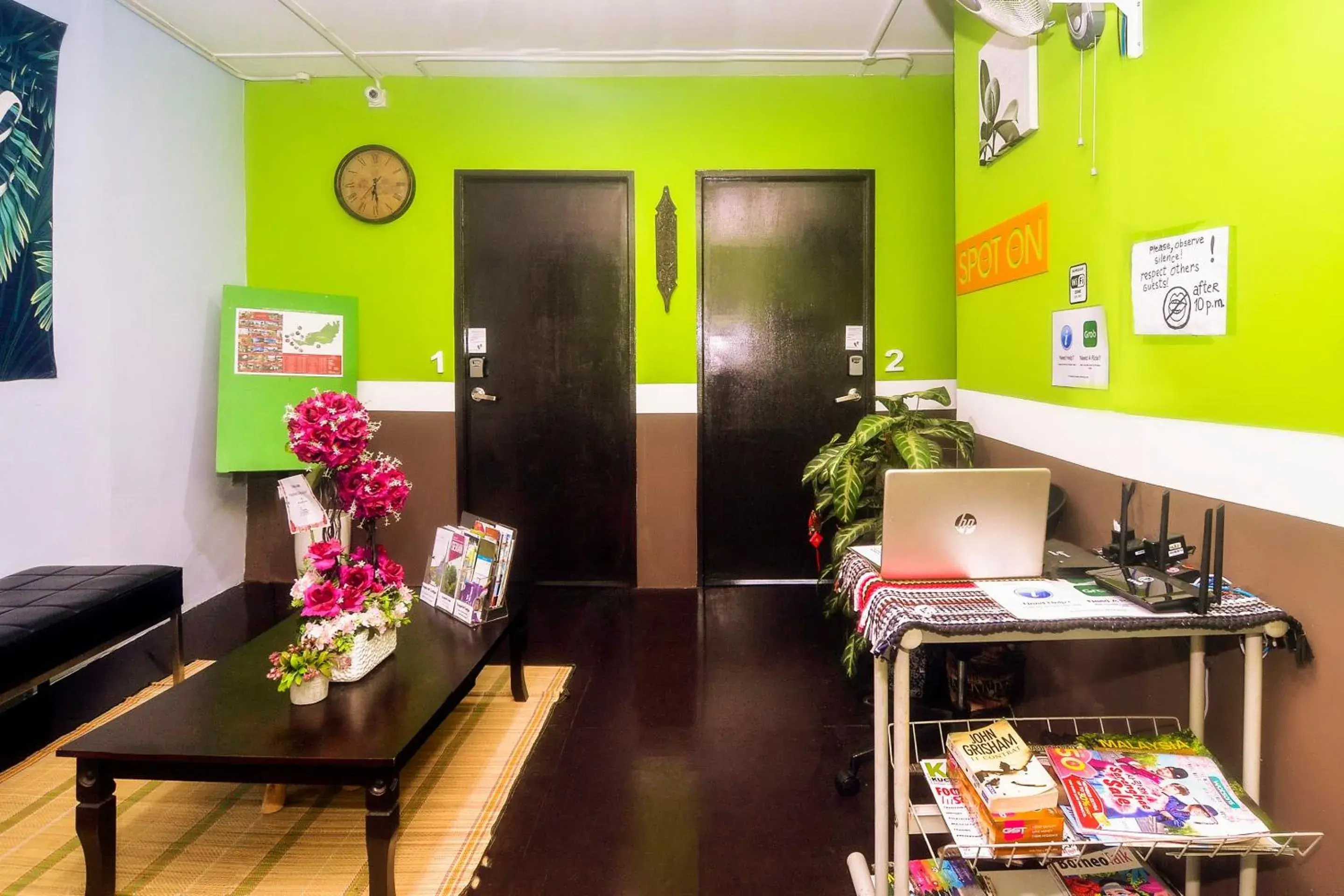 Lobby or reception in Hotel O Tropical Lodge Lobby or reception in Hotel O Tropical Lodge