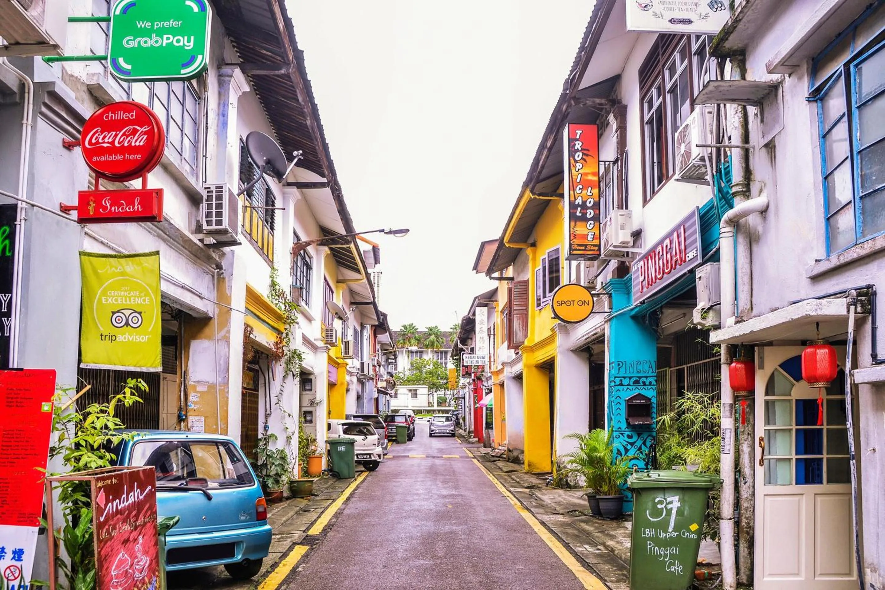 Facade/entrance in Hotel O Tropical Lodge