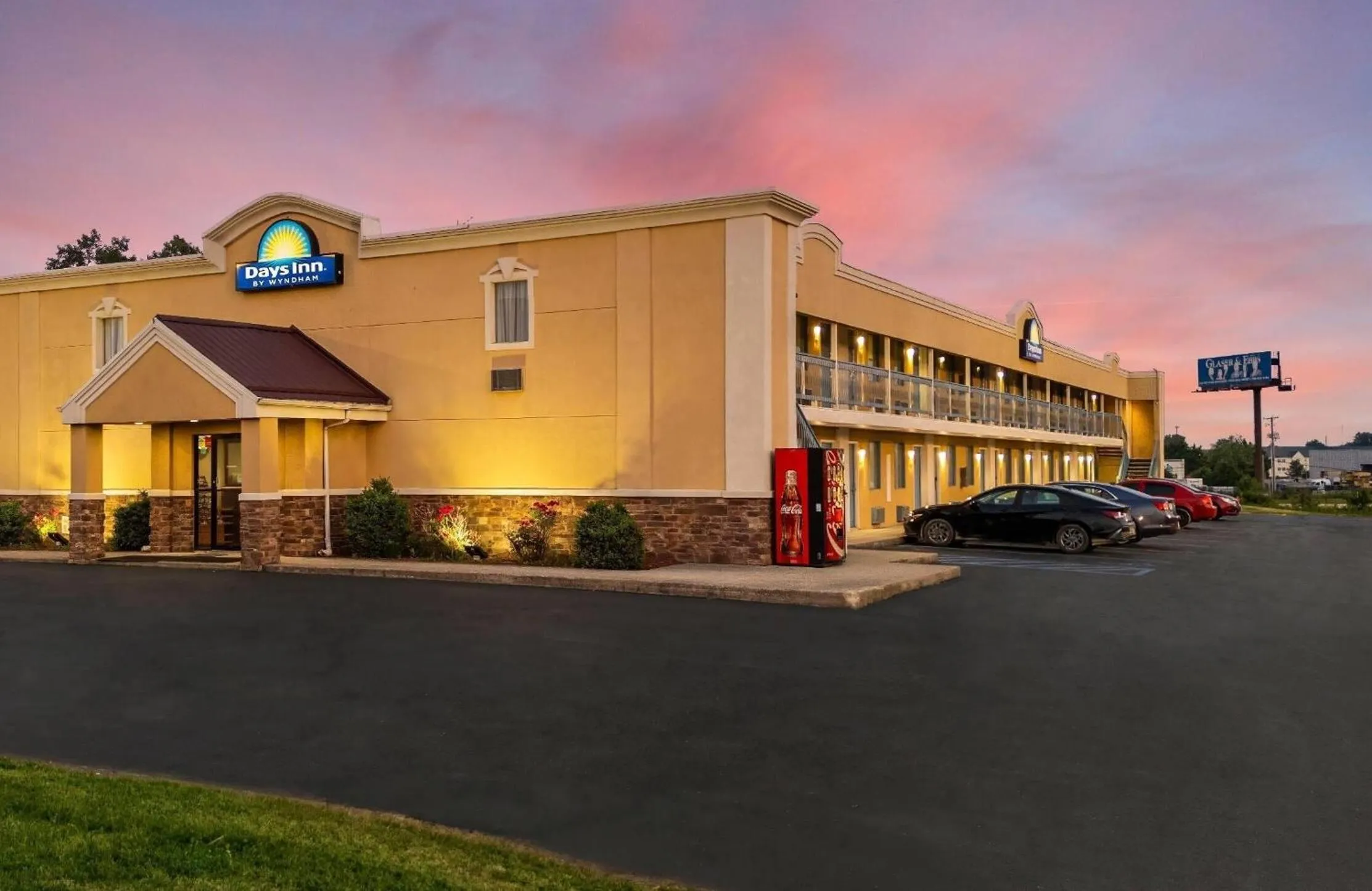 Property building in Days Inn by Wyndham Fort Wayne