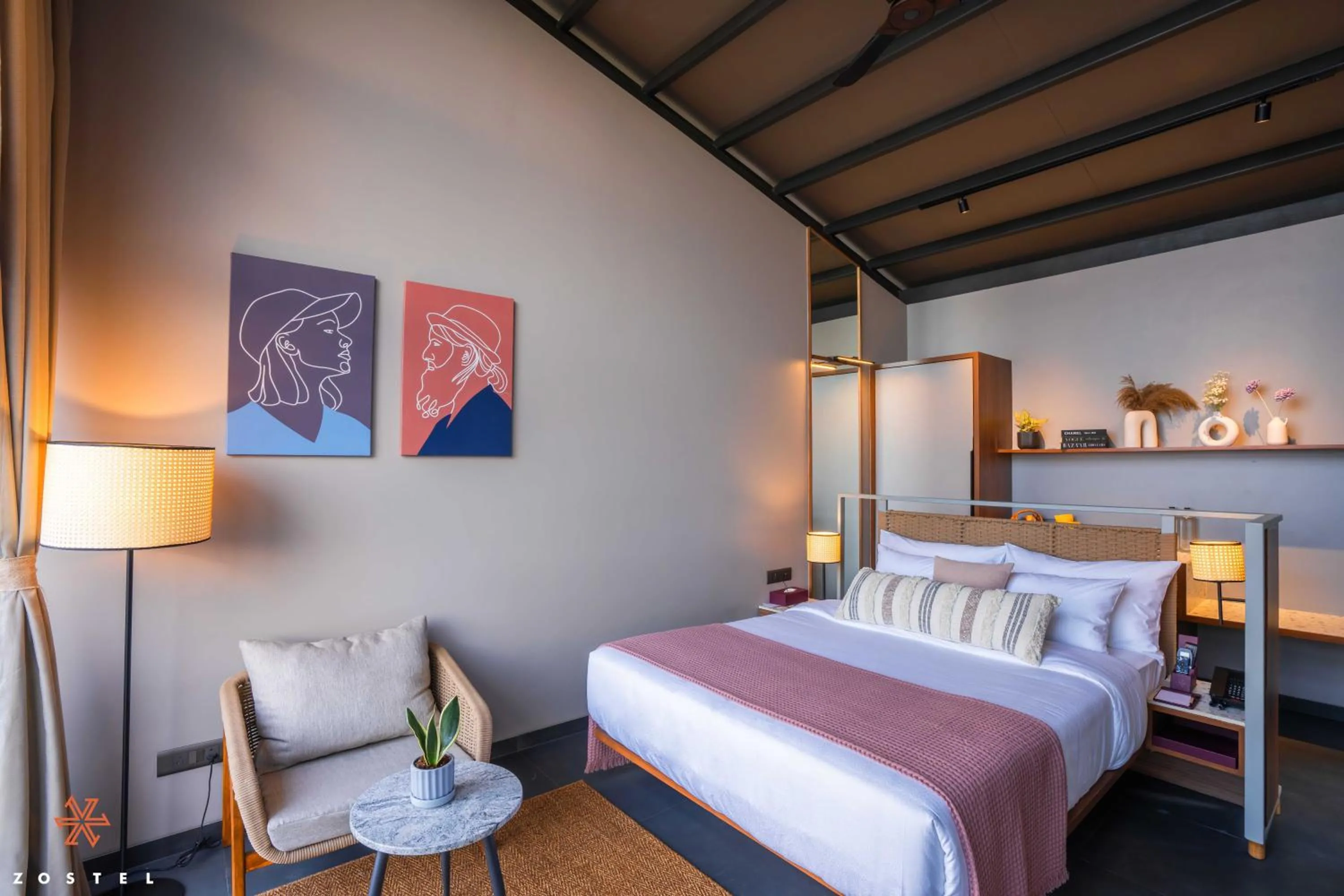 Bed in Zostel Plus Panchgani