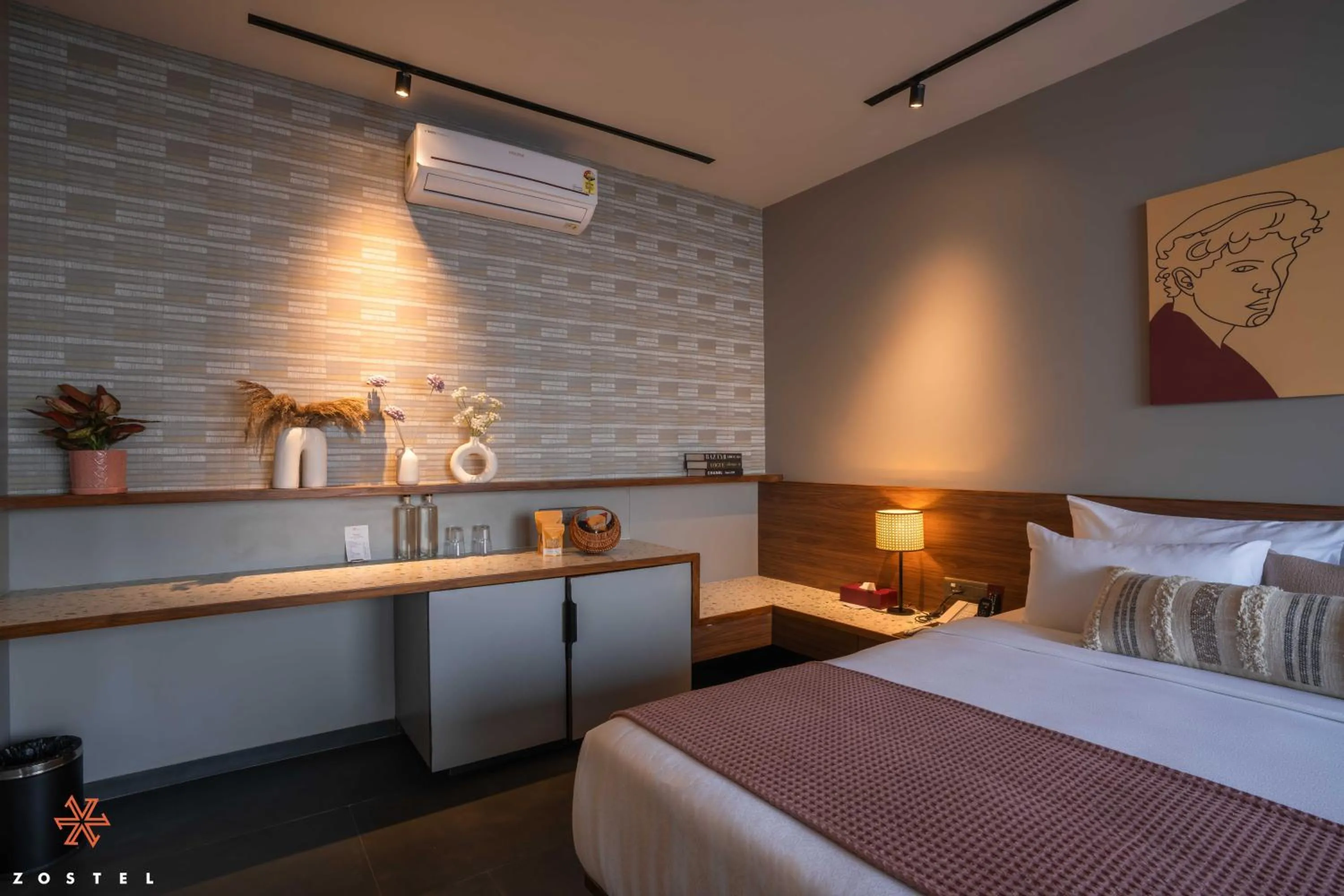Bed in Zostel Plus Panchgani
