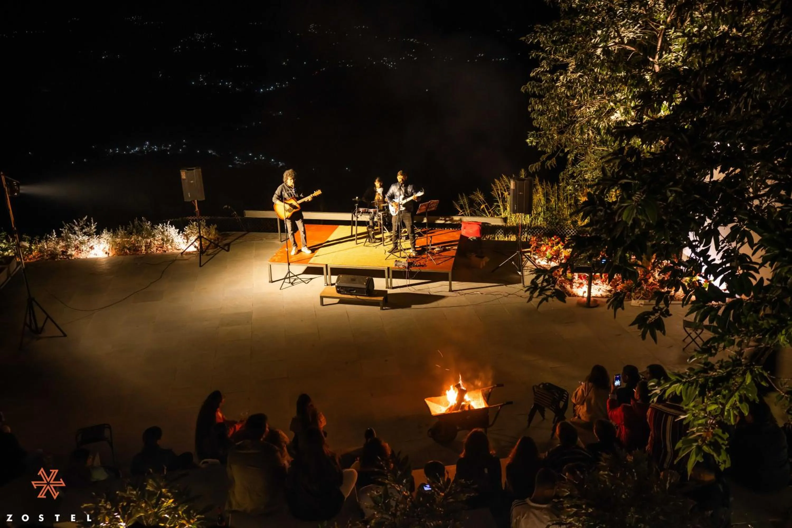 People in Zostel Plus Panchgani