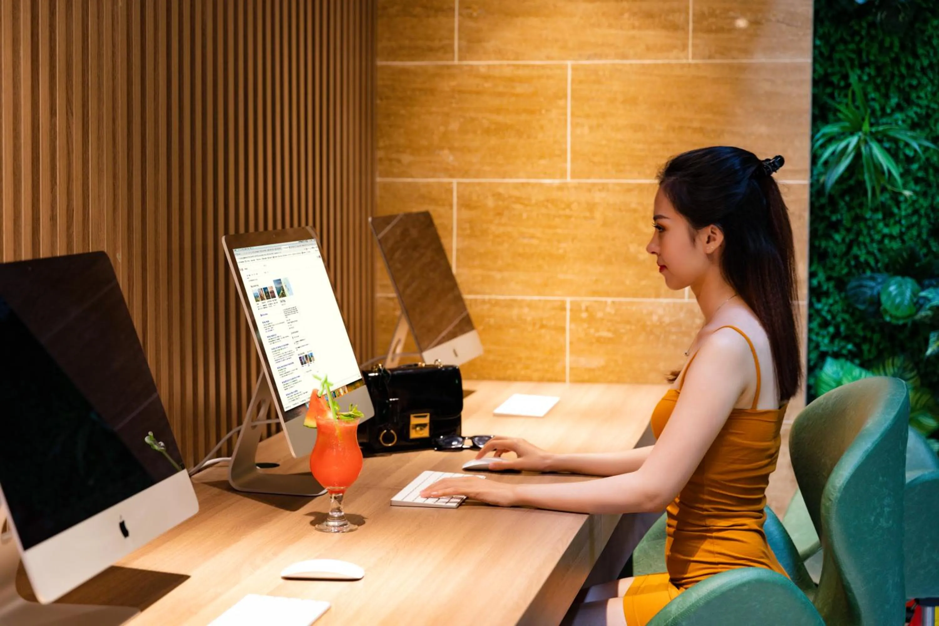 Business facilities in Libra Hotel Nha Trang