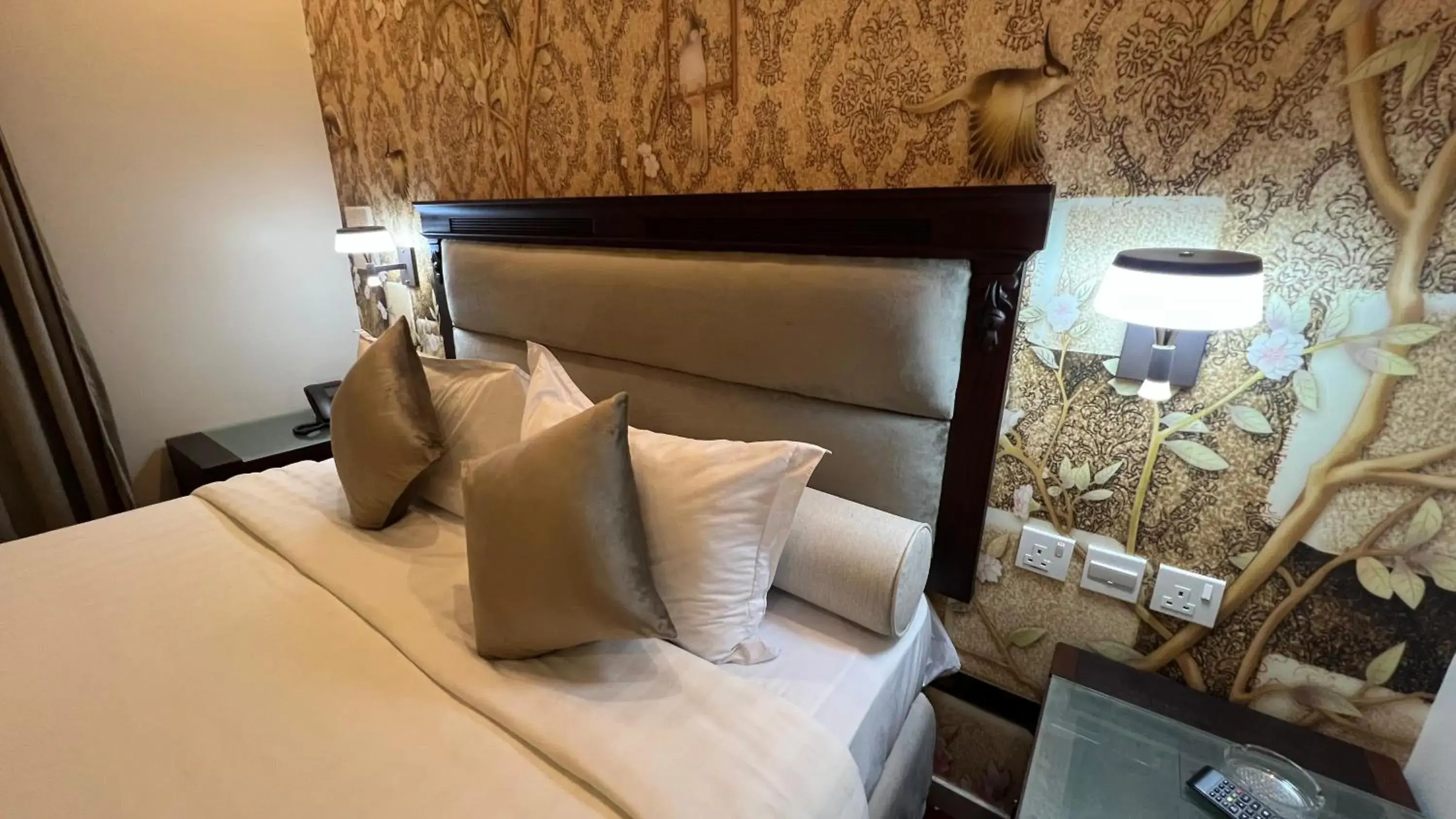 Bed in Jazan Inn Hotel Bed in Jazan Inn Hotel