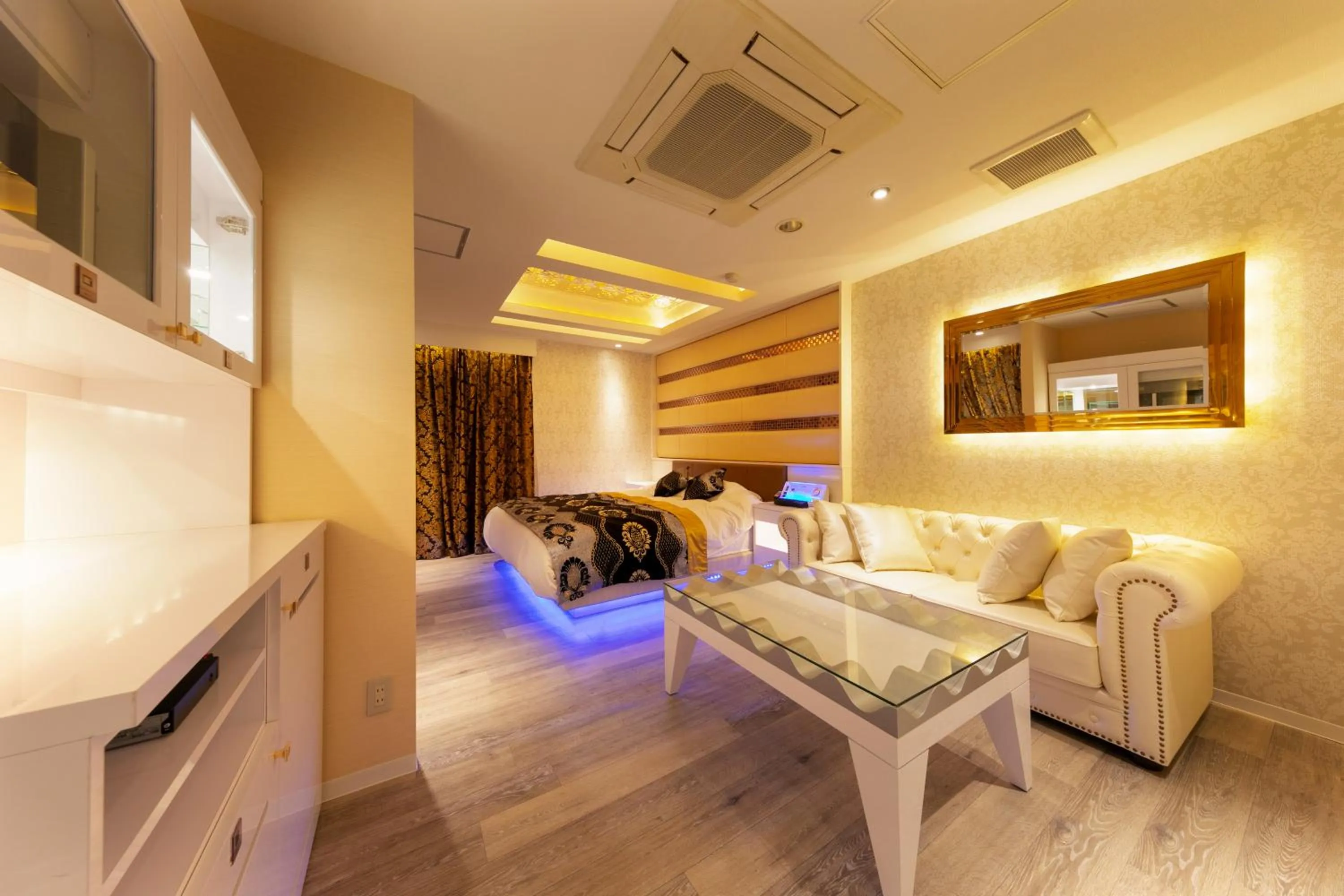 Bed in i RESORT ARTIA Luxury Gifu (Adult Only)