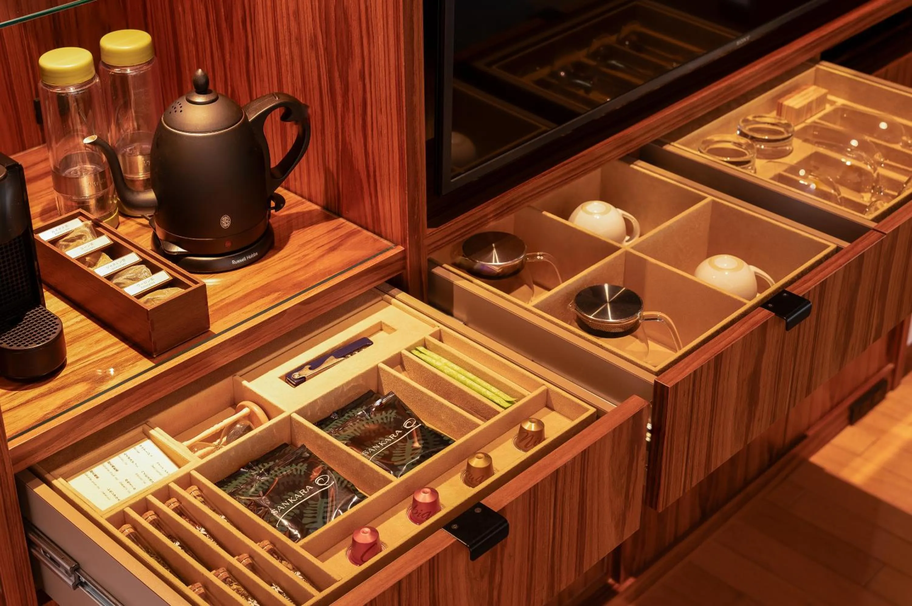 Coffee/tea facilities in Sankara Hotel & Spa Yakushima