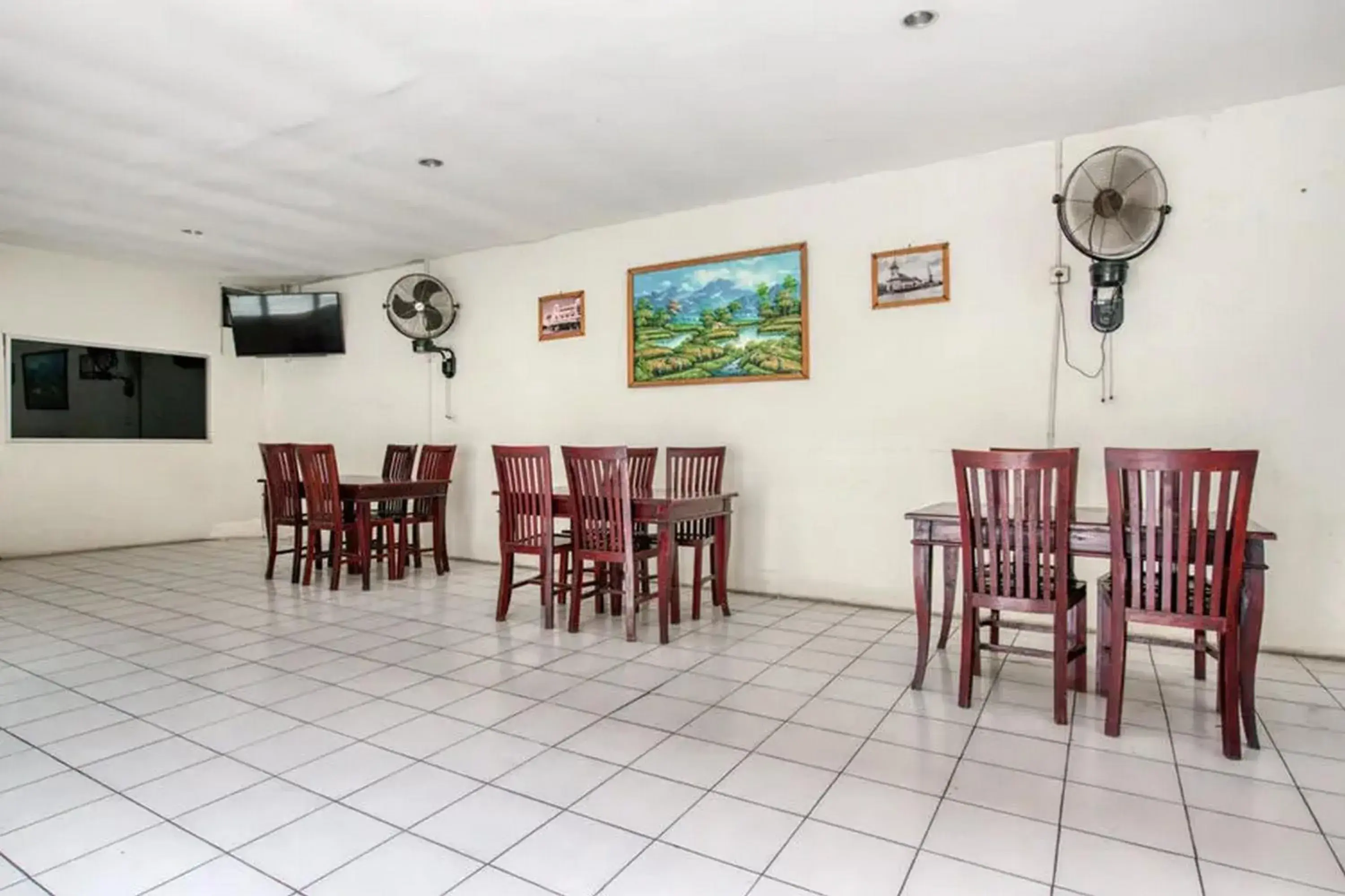 Other in RedDoorz Plus near Galaxy Mall Other in RedDoorz Plus near Galaxy Mall