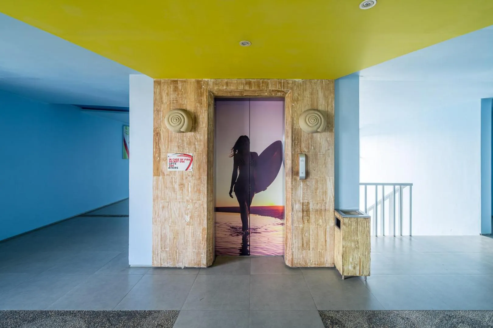 elevator in Bliss Surfer Hotel Legian