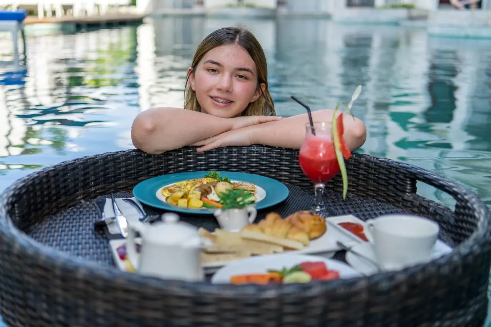 Breakfast in Bliss Surfer Hotel Legian Breakfast in Bliss Surfer Hotel Legian