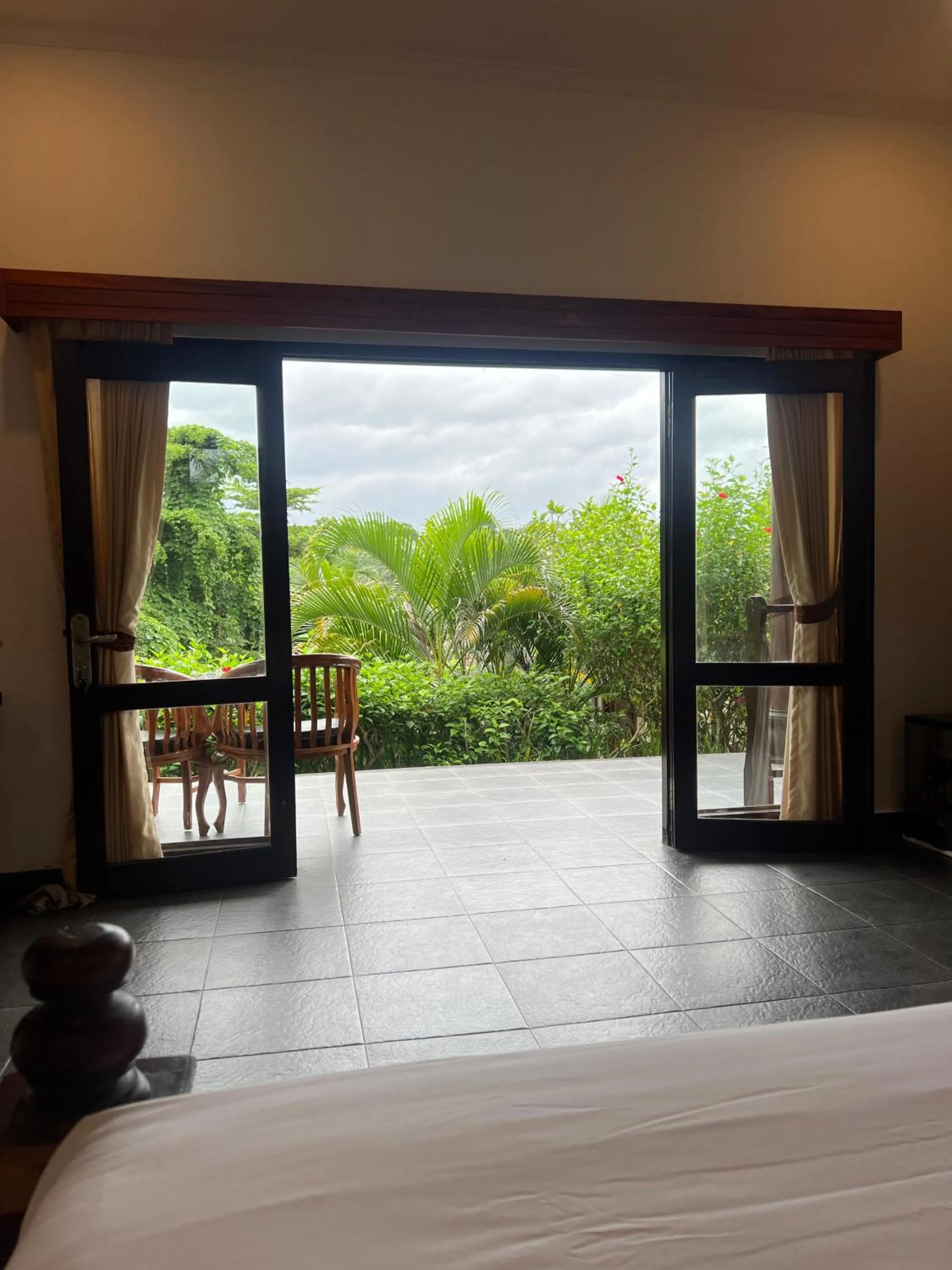 Deluxe Double Room in Giri Carik
