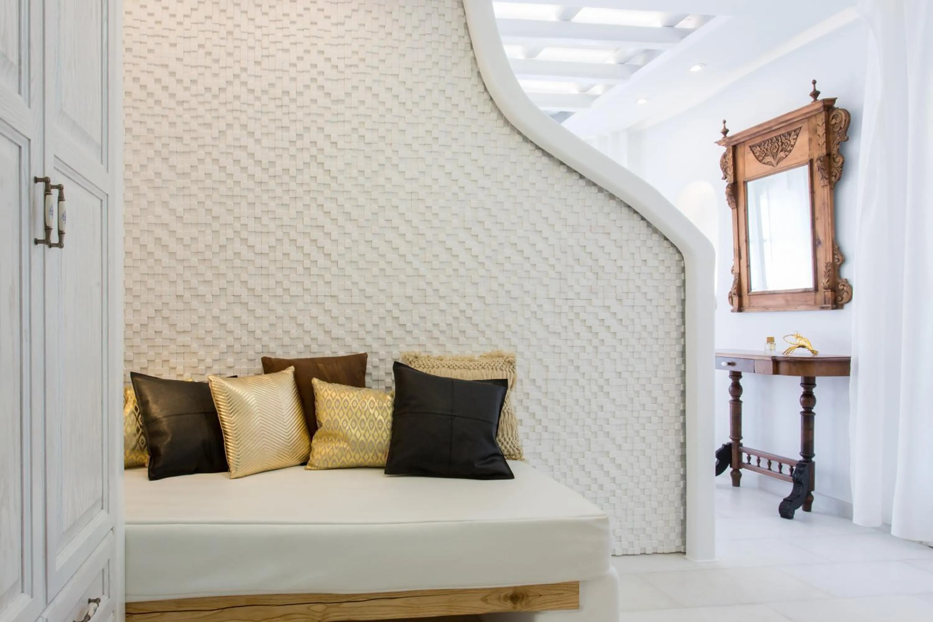 Bedroom, Bed in Naxian Riviera Exclusive Seafront Suites, Junior Suite