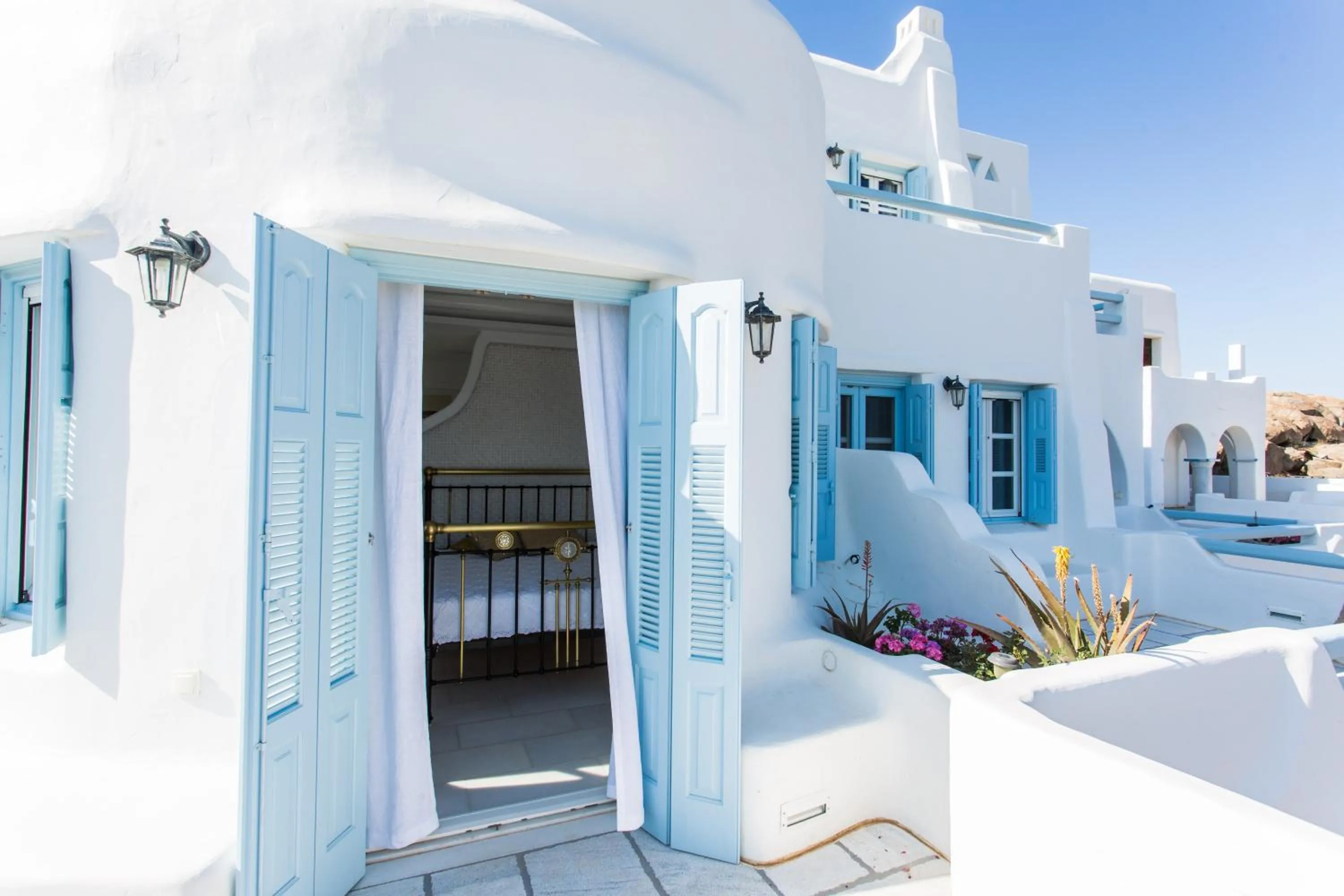 Property building in Naxian Riviera Exclusive Seafront Suites, Junior Suite