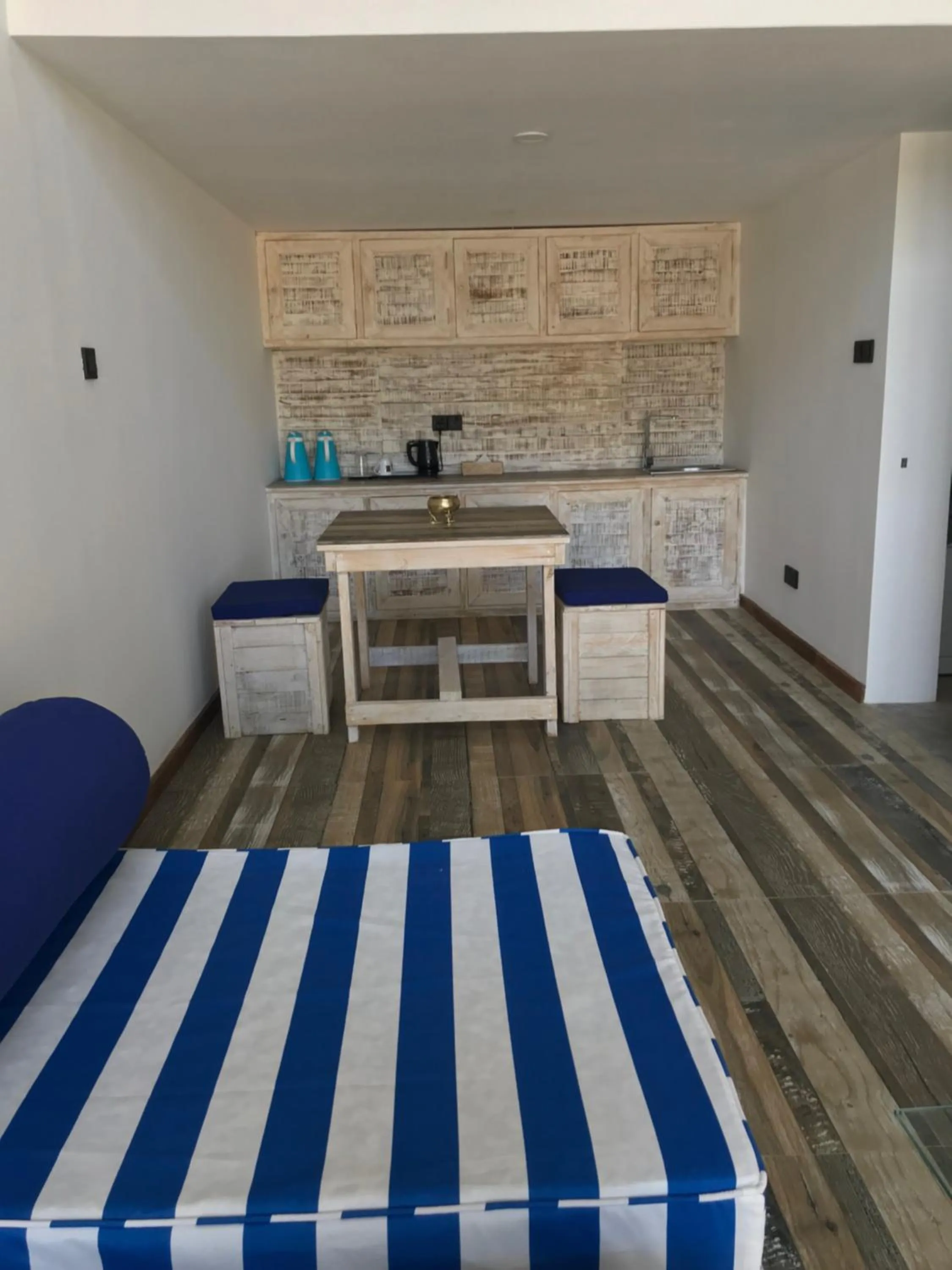 Living room, Bed in Ayurvie Weligama - Ayurvedic Retreat by Thema Collection