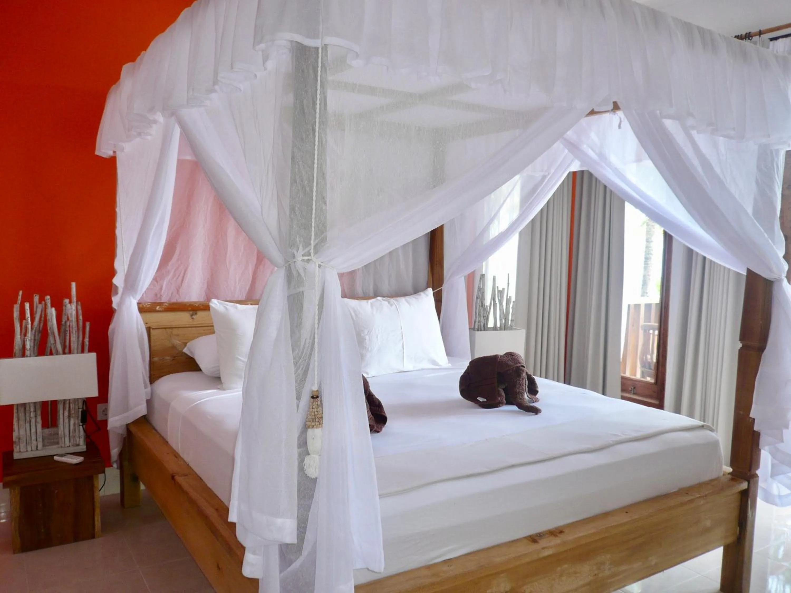 Bedroom, Bed in Vienna Beach Resort