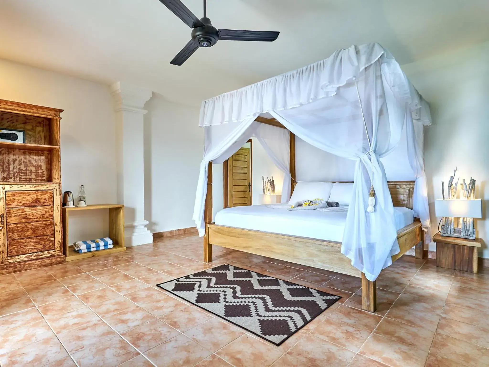 Photo of the whole room, Bed in Vienna Beach Resort Photo of the whole room, Bed in Vienna Beach Resort