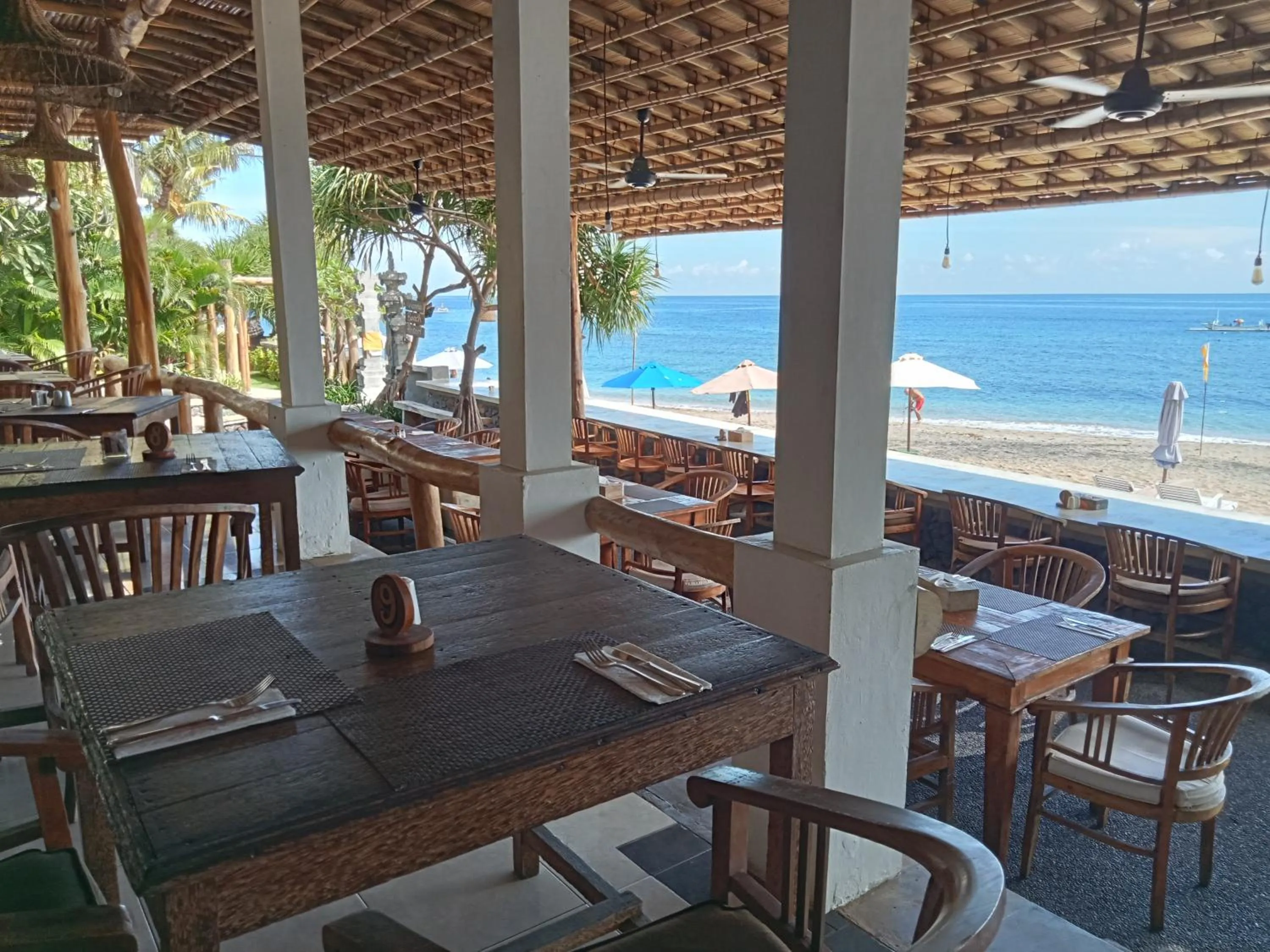Restaurant/places to eat in Vienna Beach Resort
