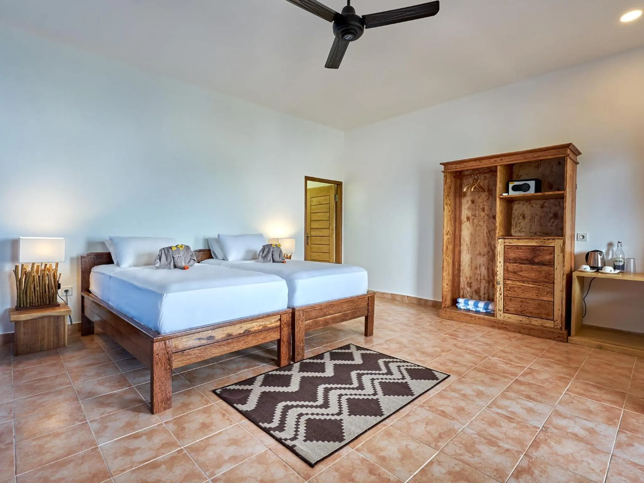 Bedroom, Bed in Vienna Beach Resort