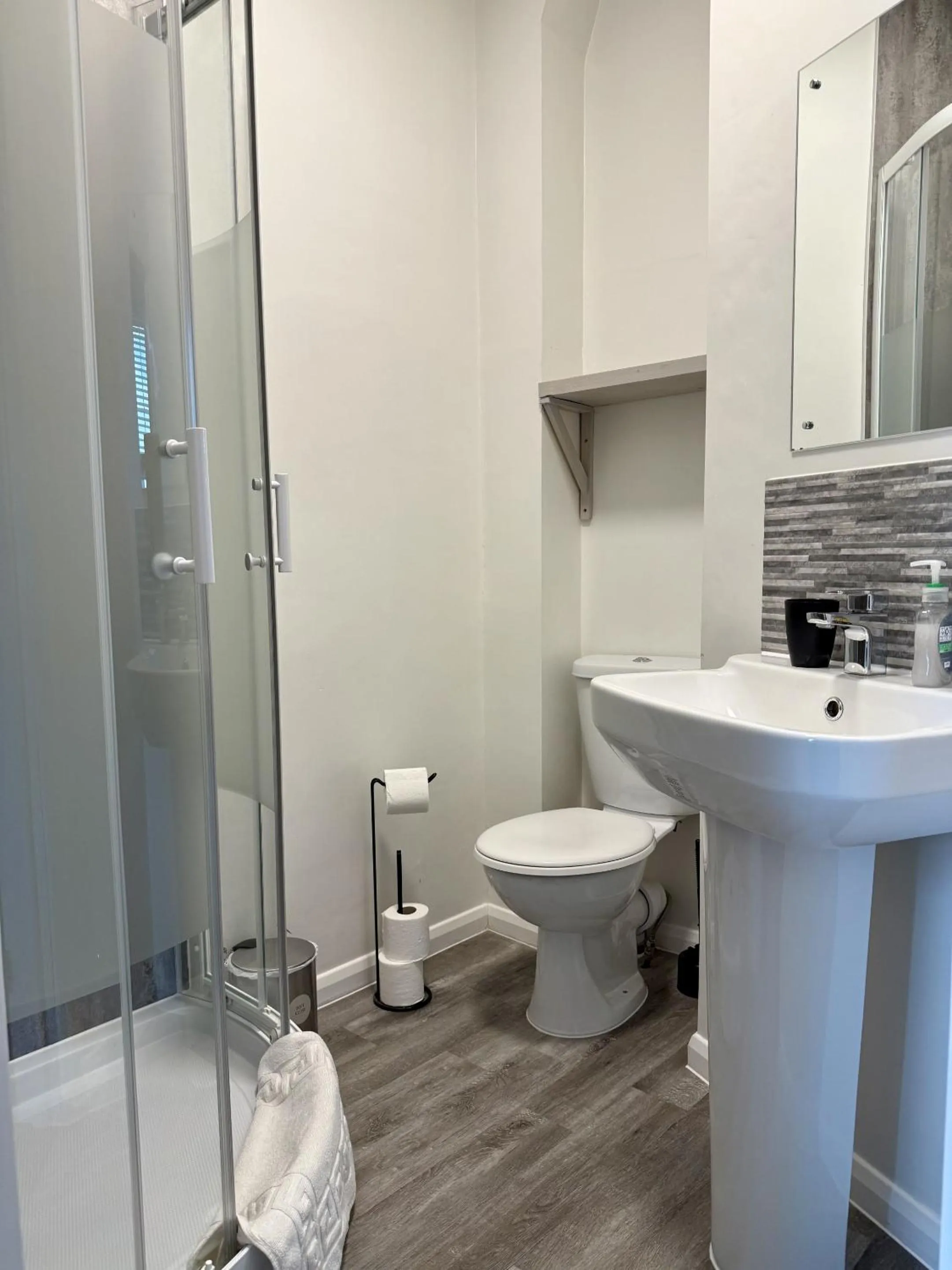 Bathroom in Vikings Accommodation