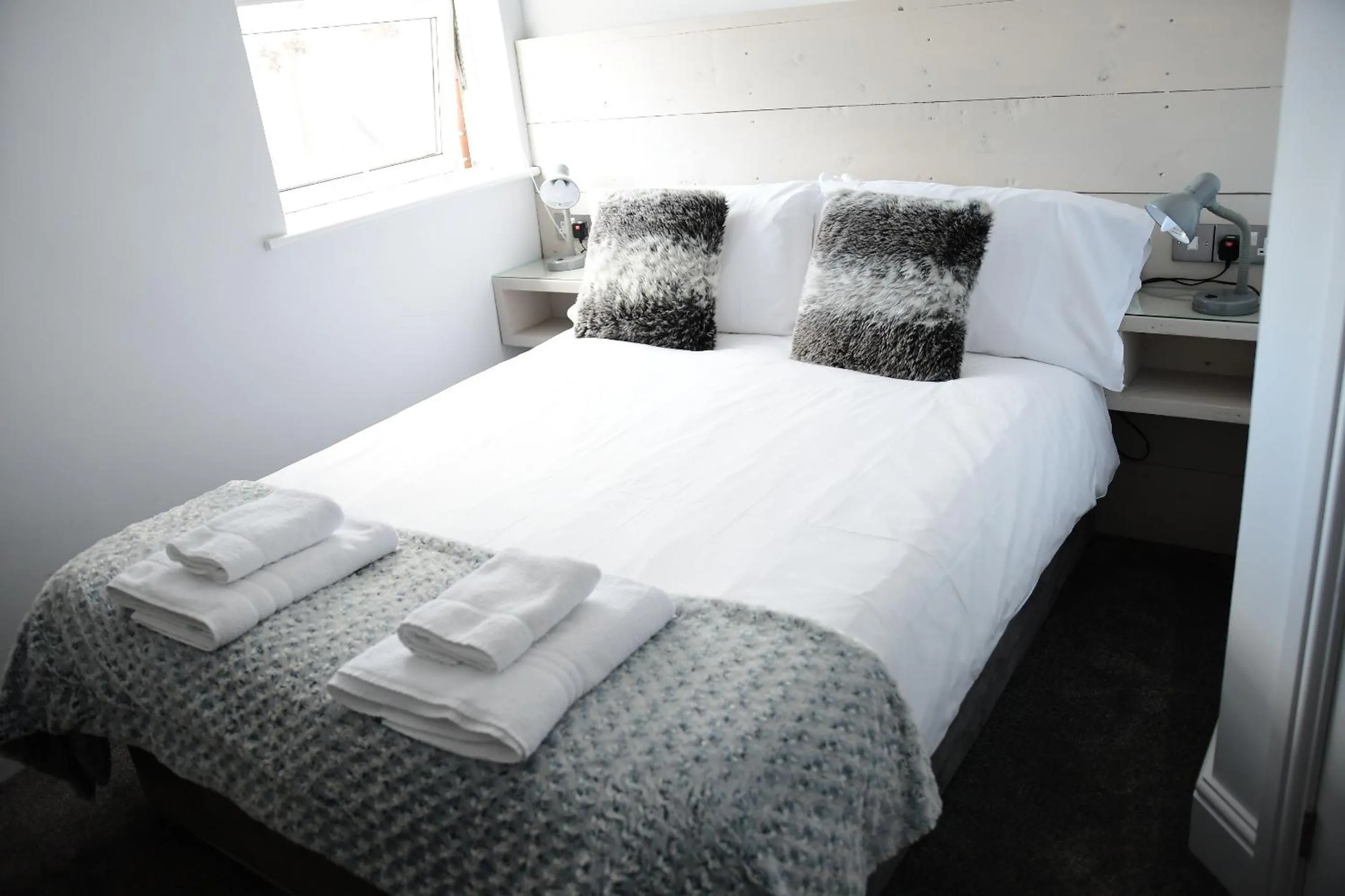 Bedroom, Bed in Vikings Accommodation