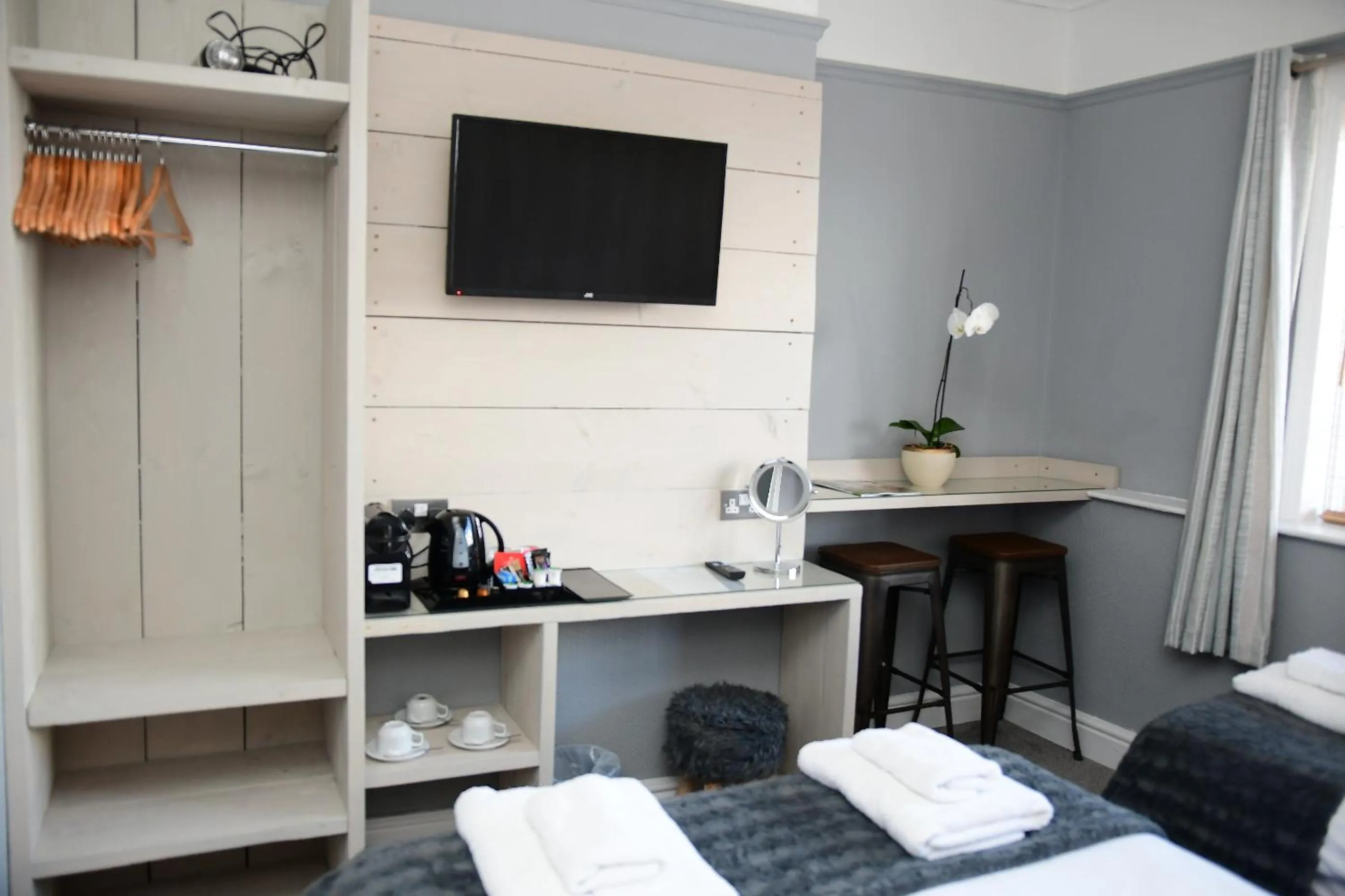 Bedroom, Bed in Vikings Accommodation