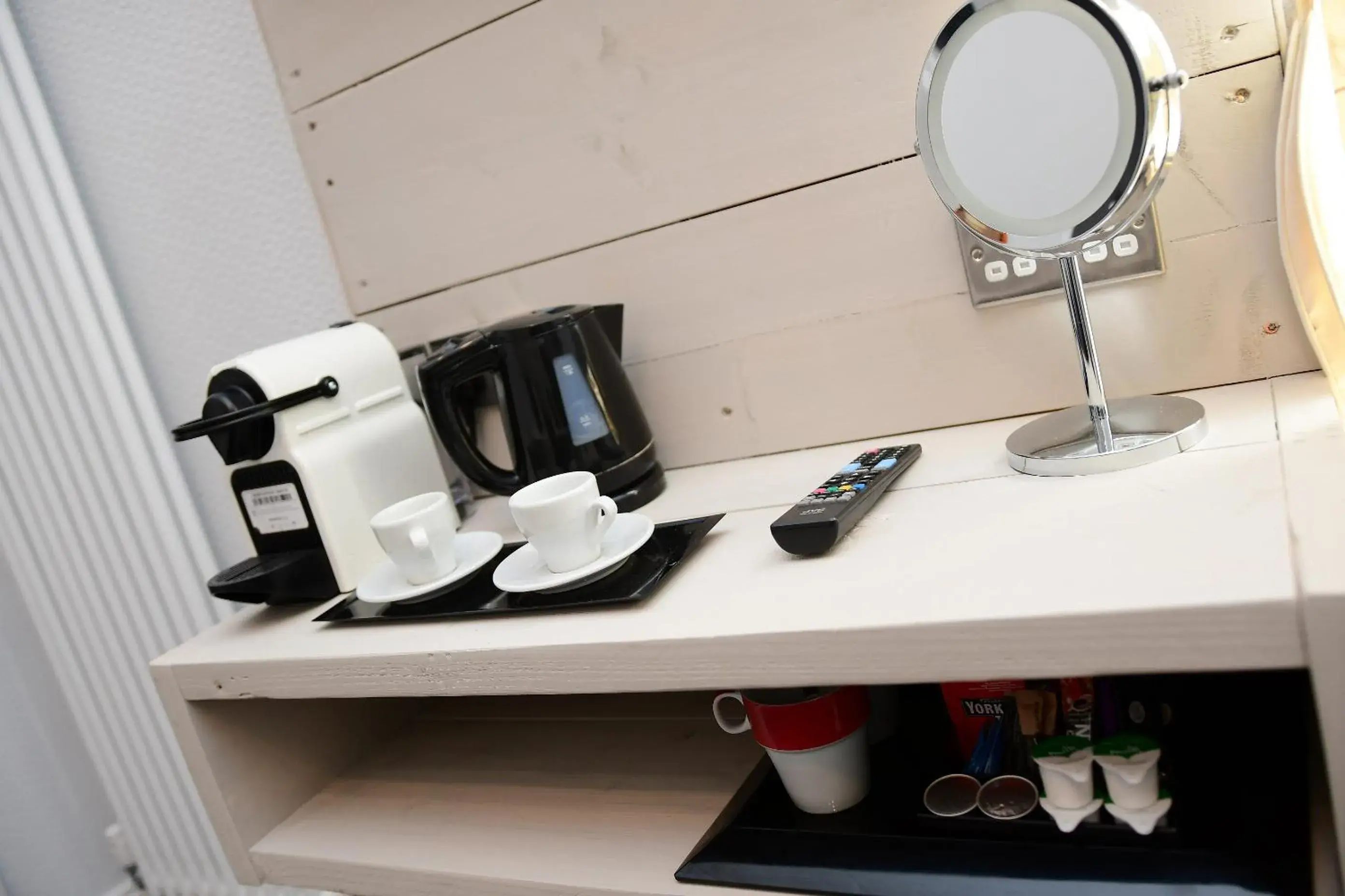 Twin Room with Private Bathroom in Vikings Accommodation Twin Room with Private Bathroom in Vikings Accommodation