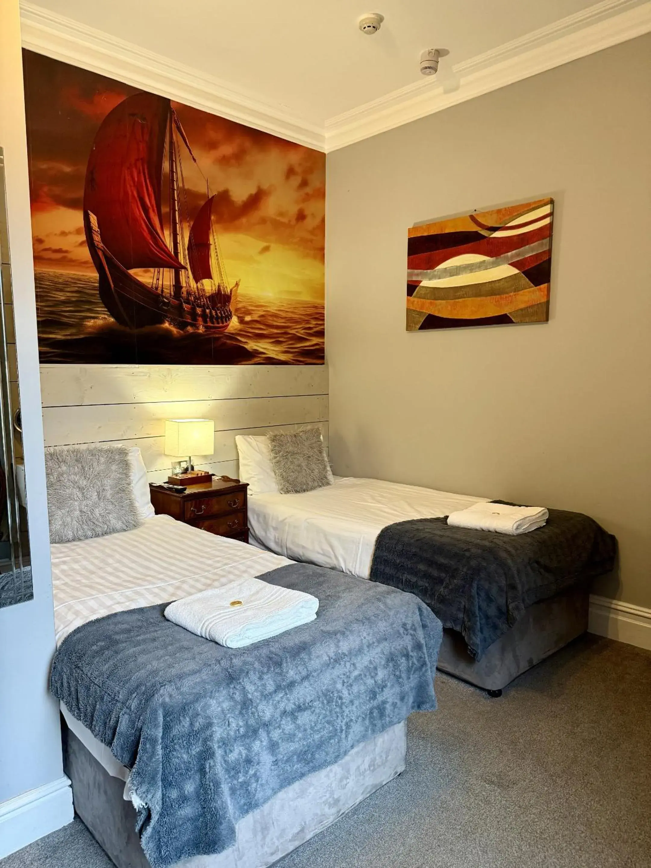 Twin Room with Private Bathroom in Vikings Accommodation Twin Room with Private Bathroom in Vikings Accommodation