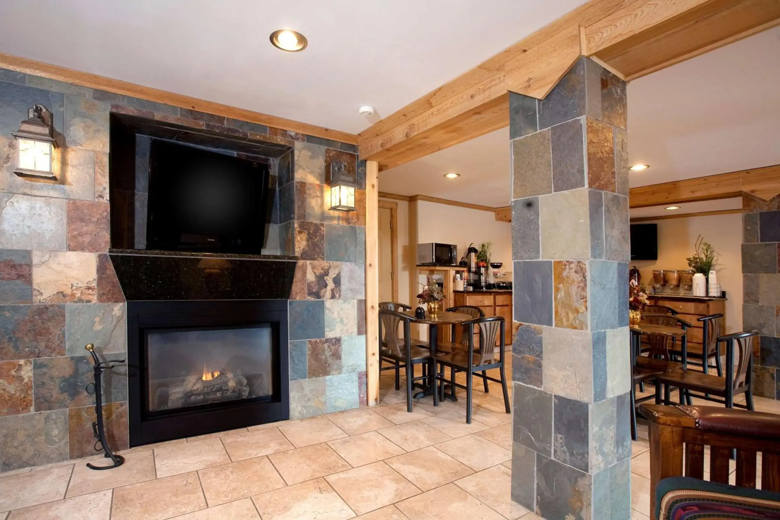 Lobby or reception in Best Western Torchlite Lobby or reception in Best Western Torchlite